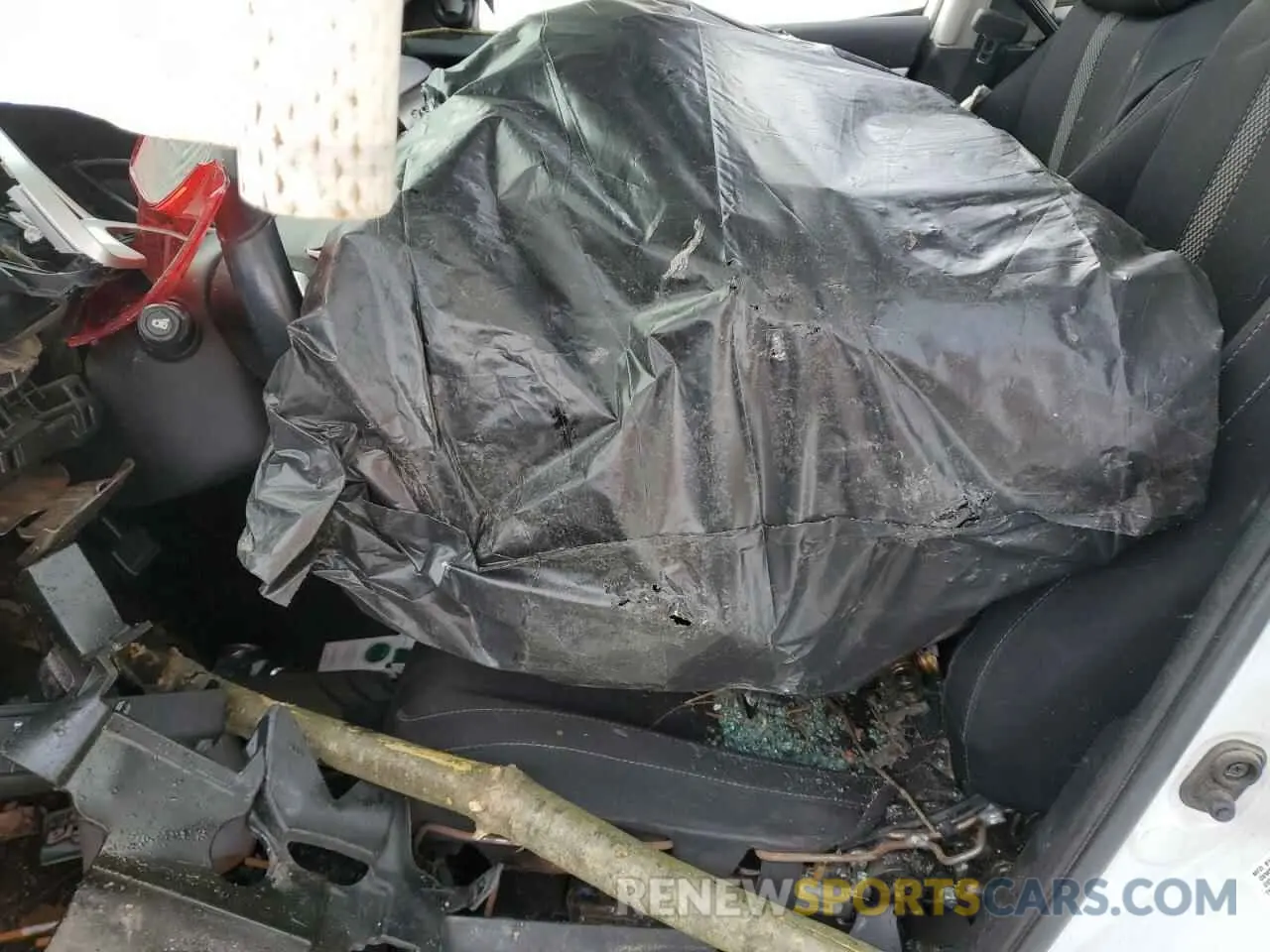 7 Photograph of a damaged car 19XFC1F33ME000788 HONDA CIVIC 2021