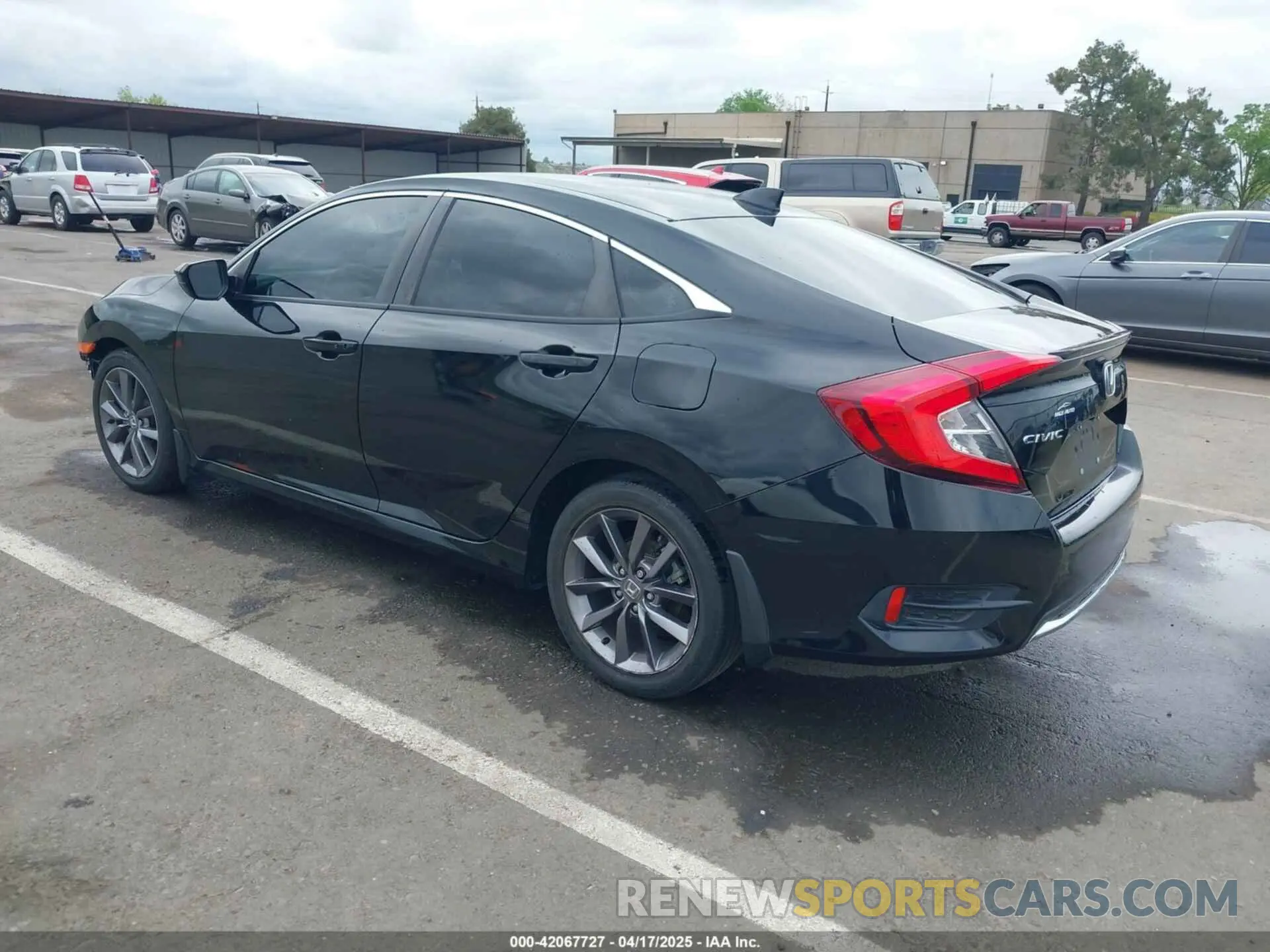 3 Photograph of a damaged car 19XFC1F34ME204550 HONDA CIVIC 2021