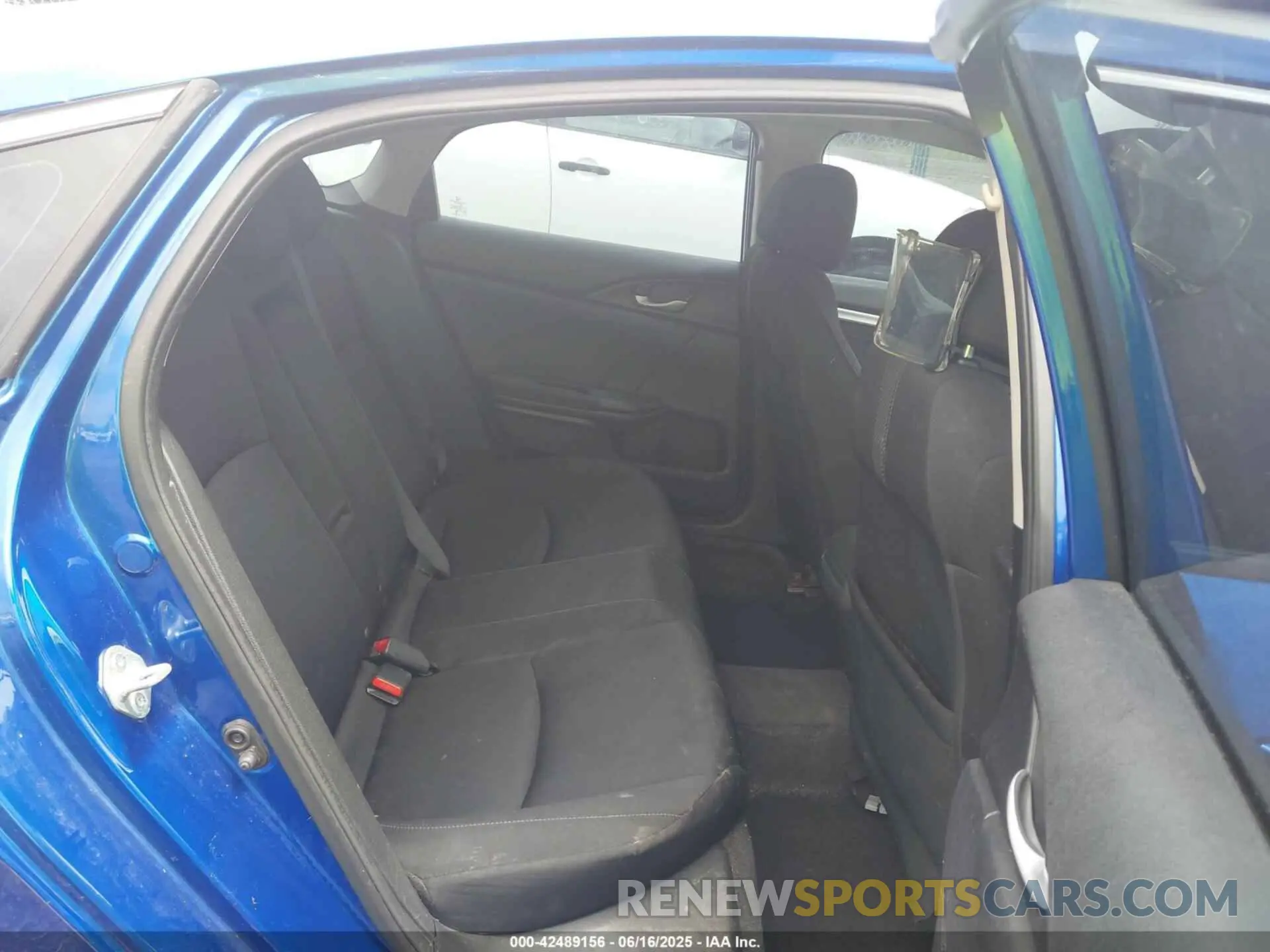 8 Photograph of a damaged car 19XFC1F37ME006707 HONDA CIVIC 2021