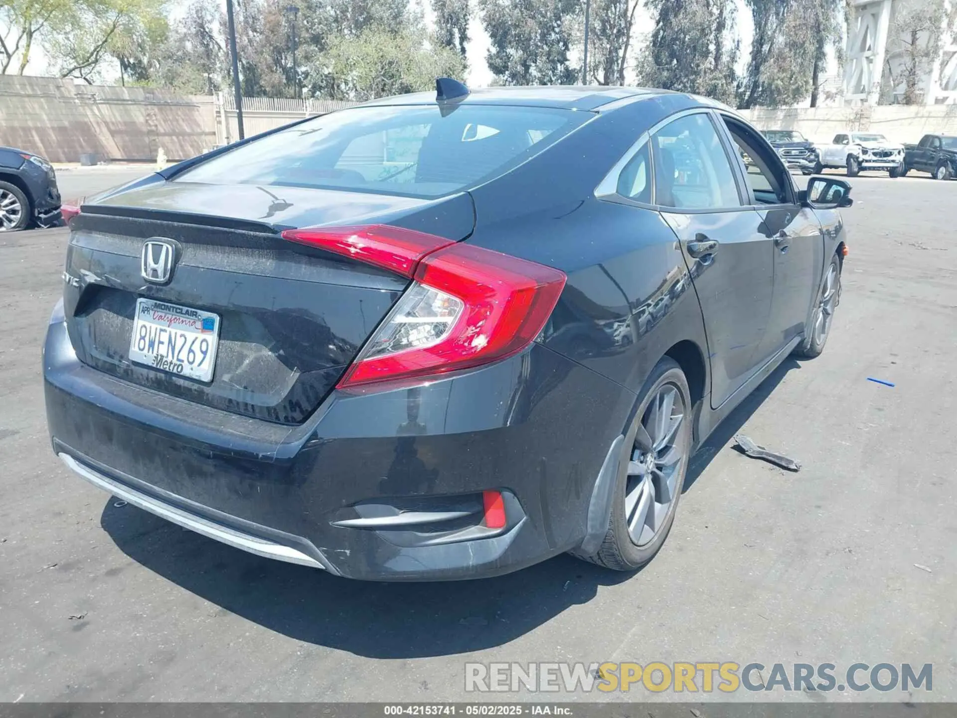 4 Photograph of a damaged car 19XFC1F37ME205238 HONDA CIVIC 2021