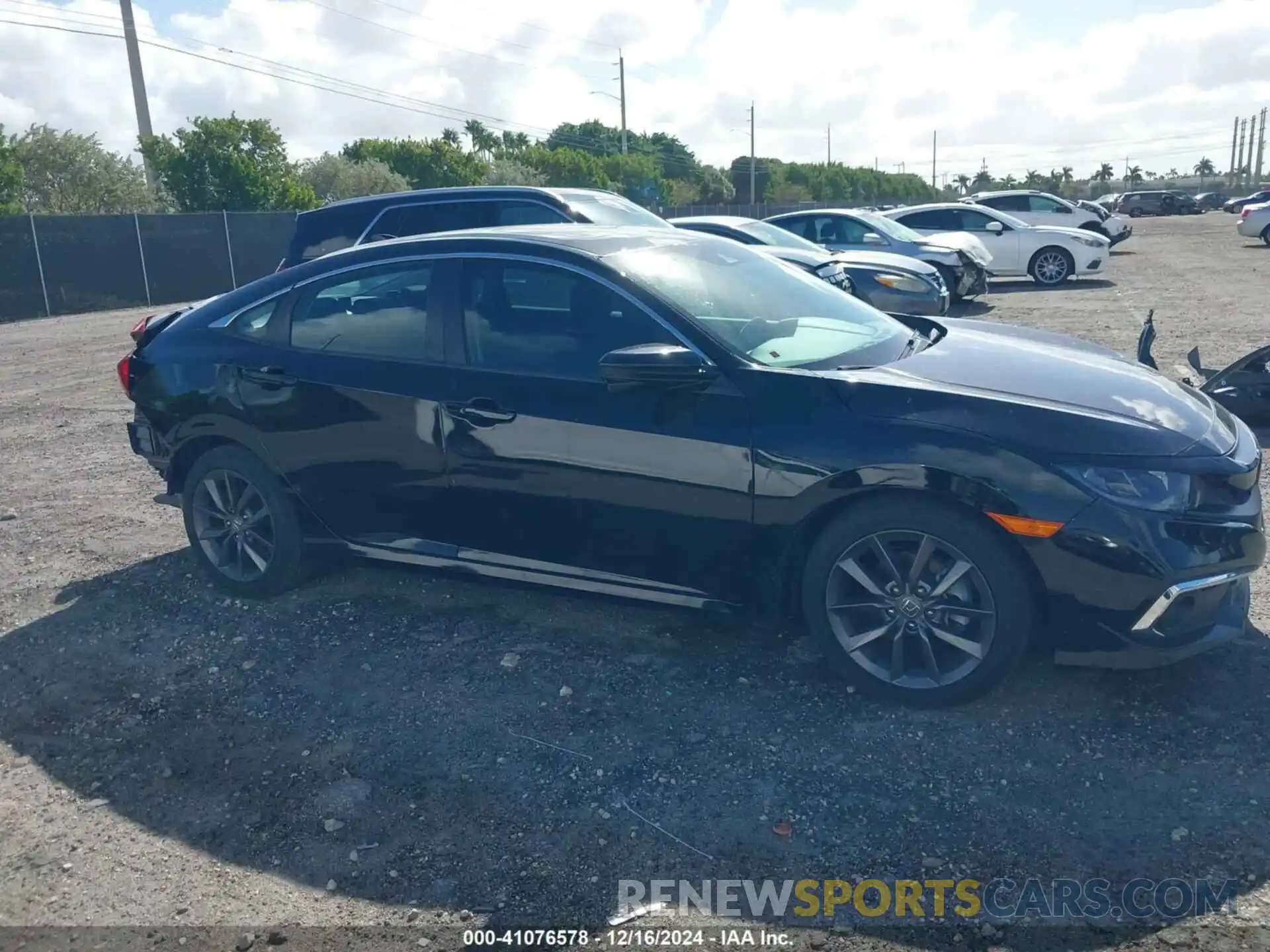 1 Photograph of a damaged car 19XFC1F39ME002366 HONDA CIVIC 2021