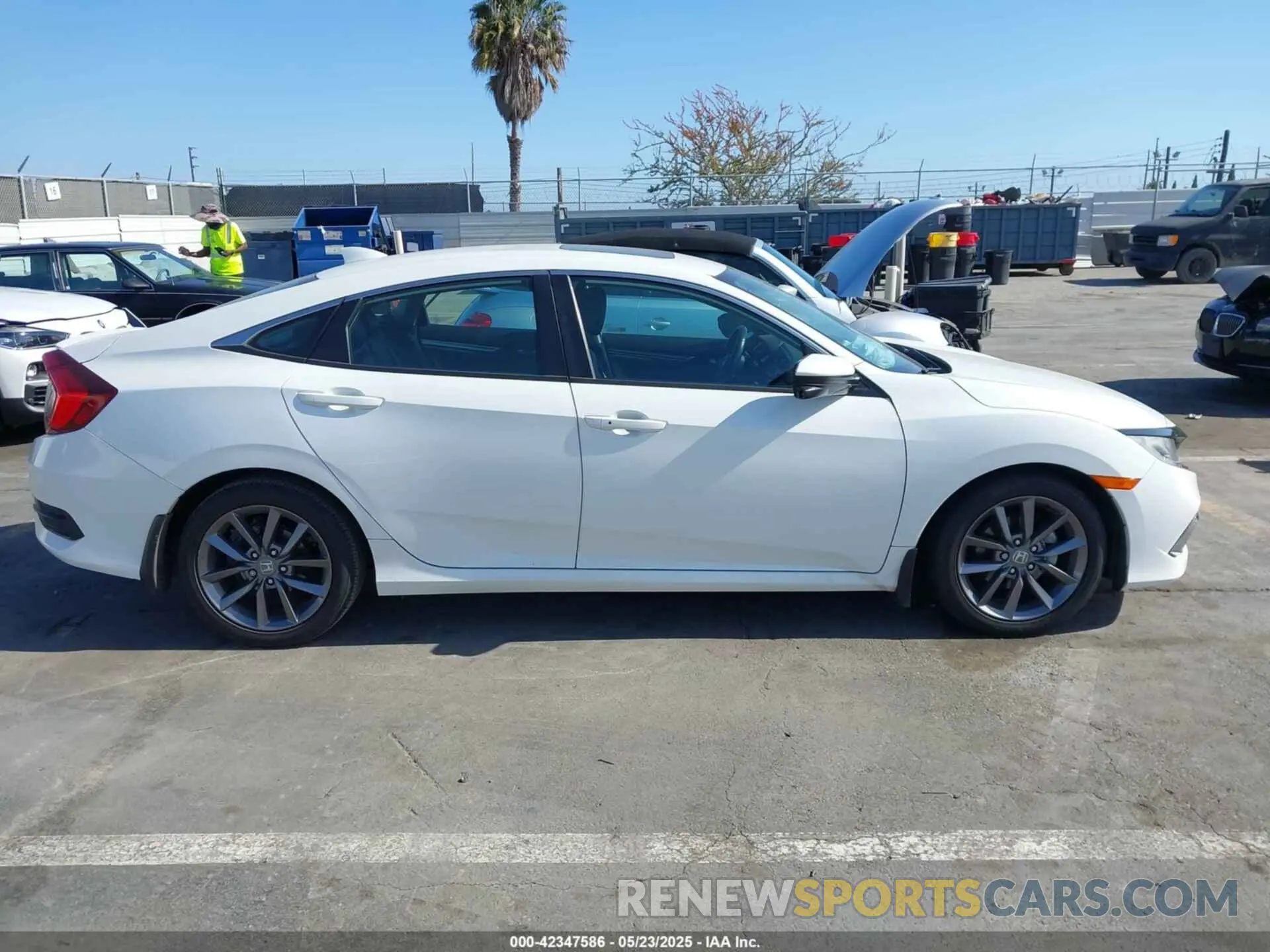 13 Photograph of a damaged car 19XFC1F73ME202145 HONDA CIVIC 2021