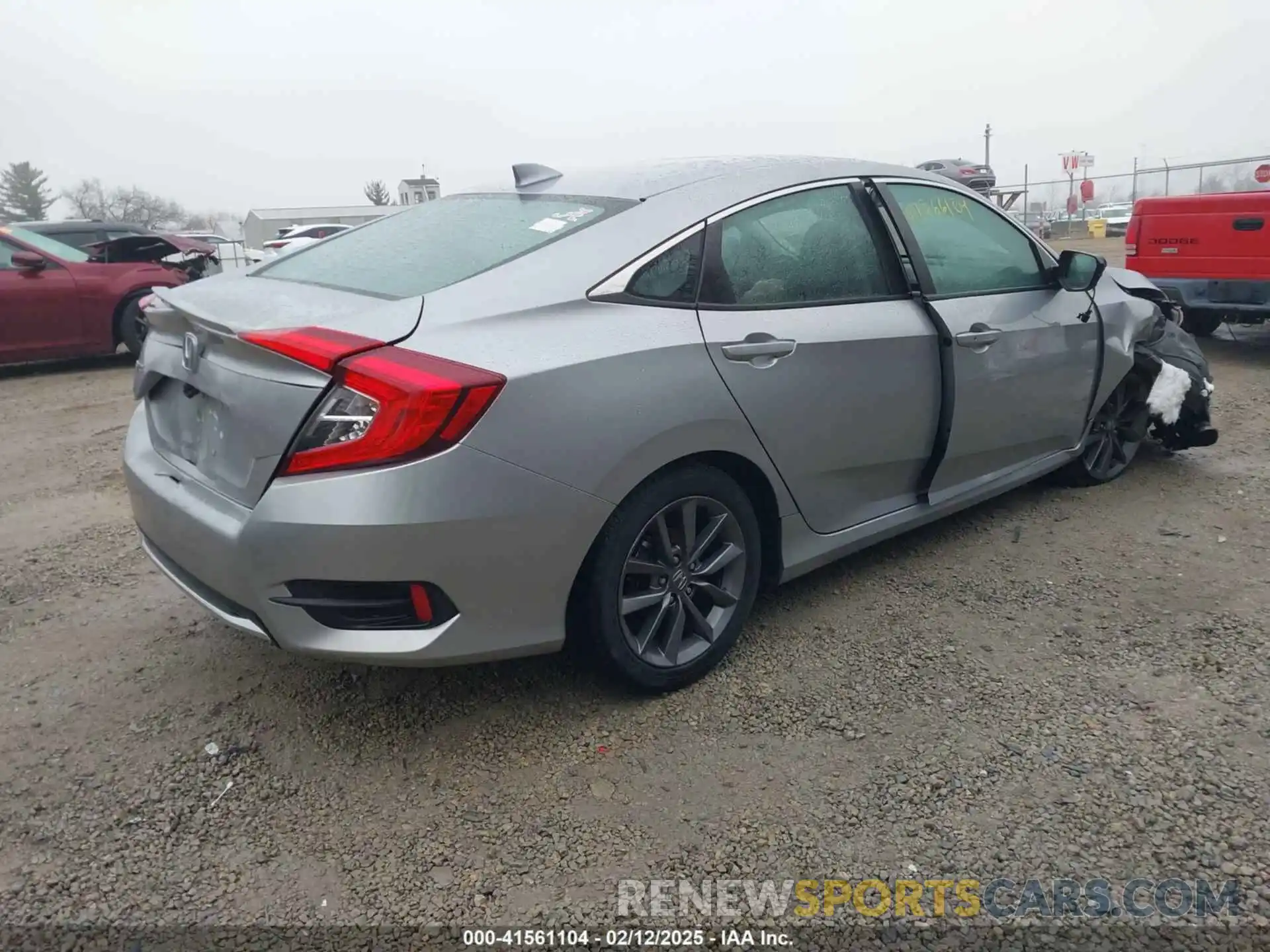 4 Photograph of a damaged car 19XFC1F77ME011926 HONDA CIVIC 2021