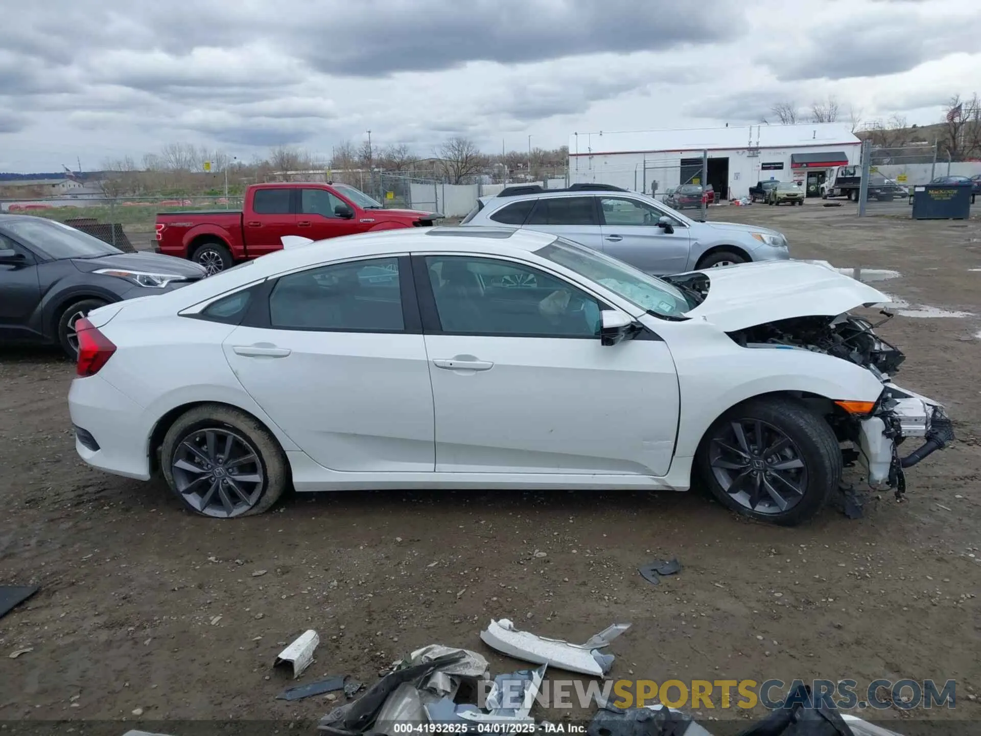 14 Photograph of a damaged car 19XFC1F7XME005554 HONDA CIVIC 2021