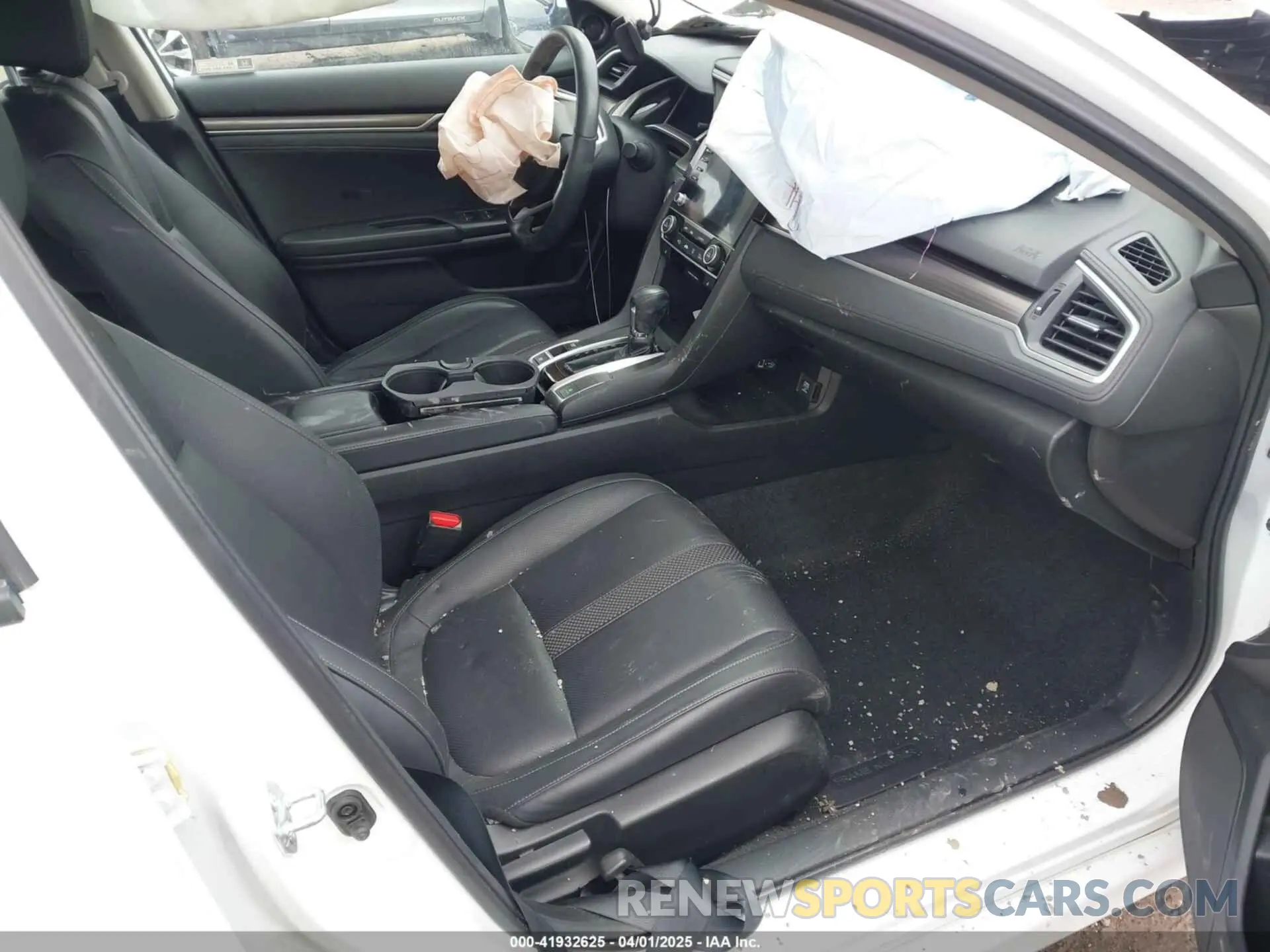 5 Photograph of a damaged car 19XFC1F7XME005554 HONDA CIVIC 2021