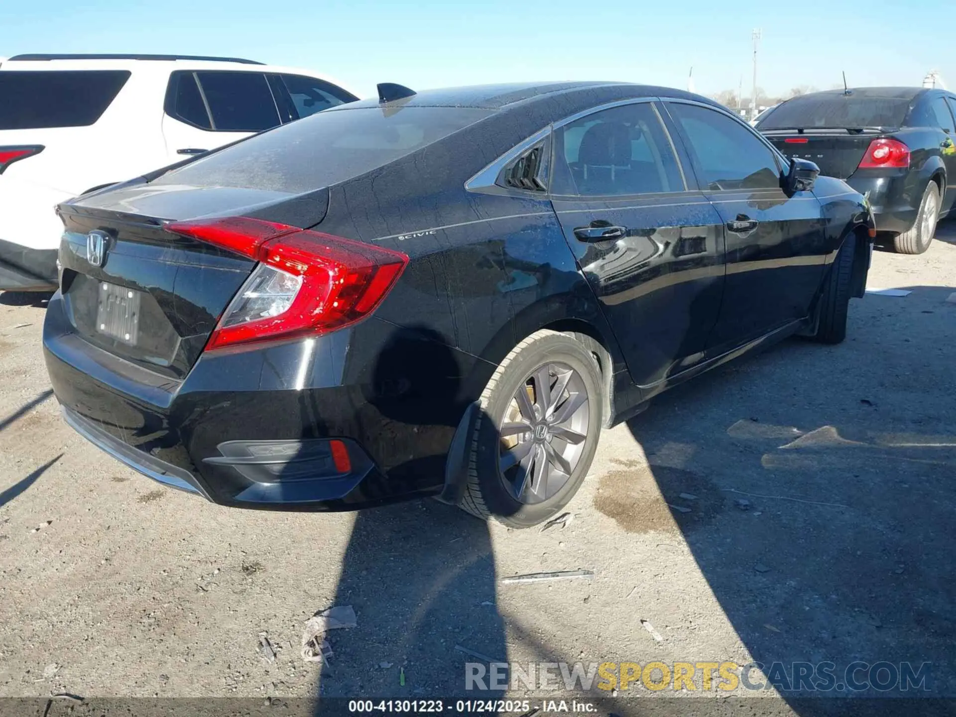 4 Photograph of a damaged car 19XFC1F7XME013492 HONDA CIVIC 2021