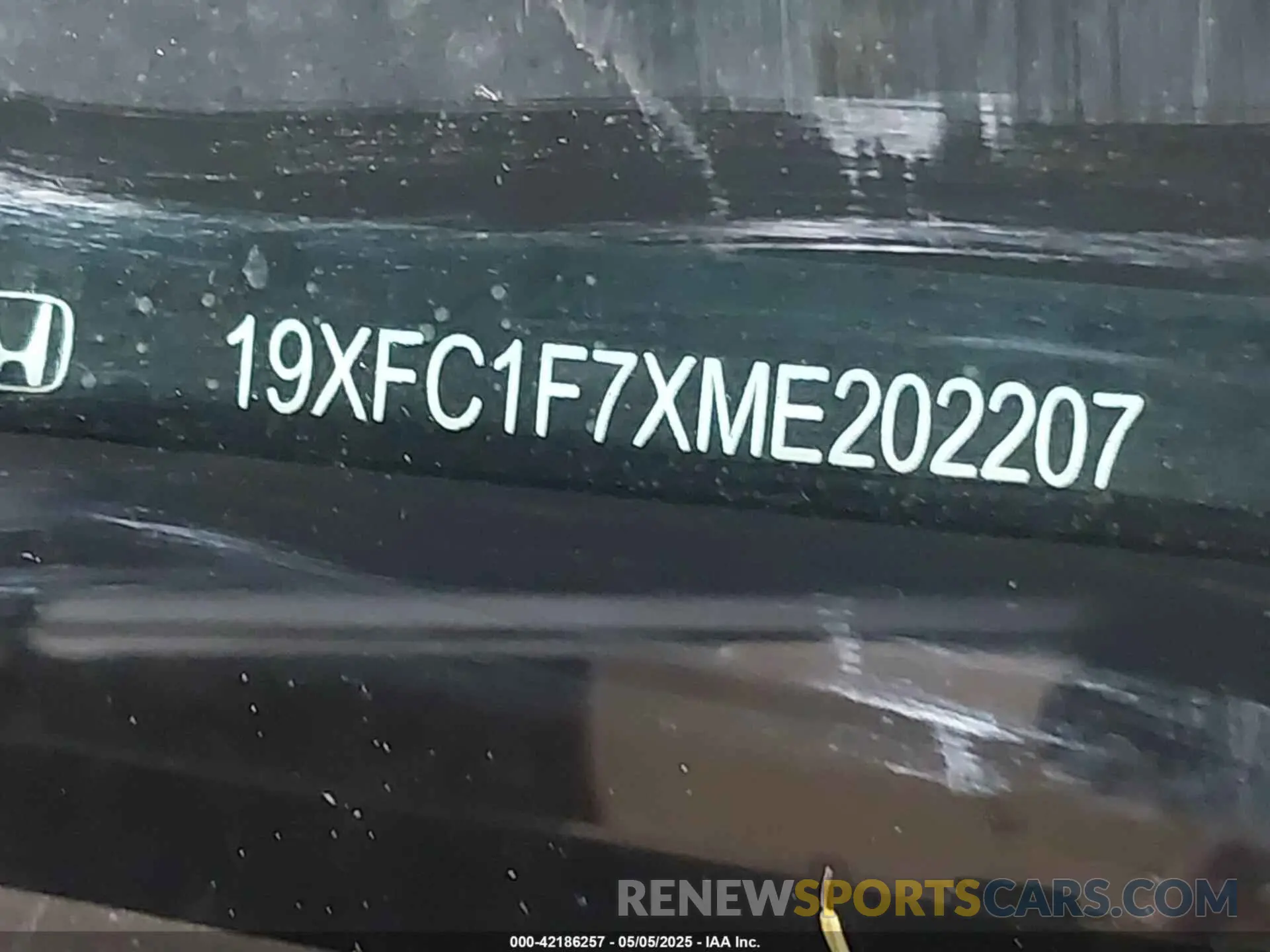 9 Photograph of a damaged car 19XFC1F7XME202207 HONDA CIVIC 2021