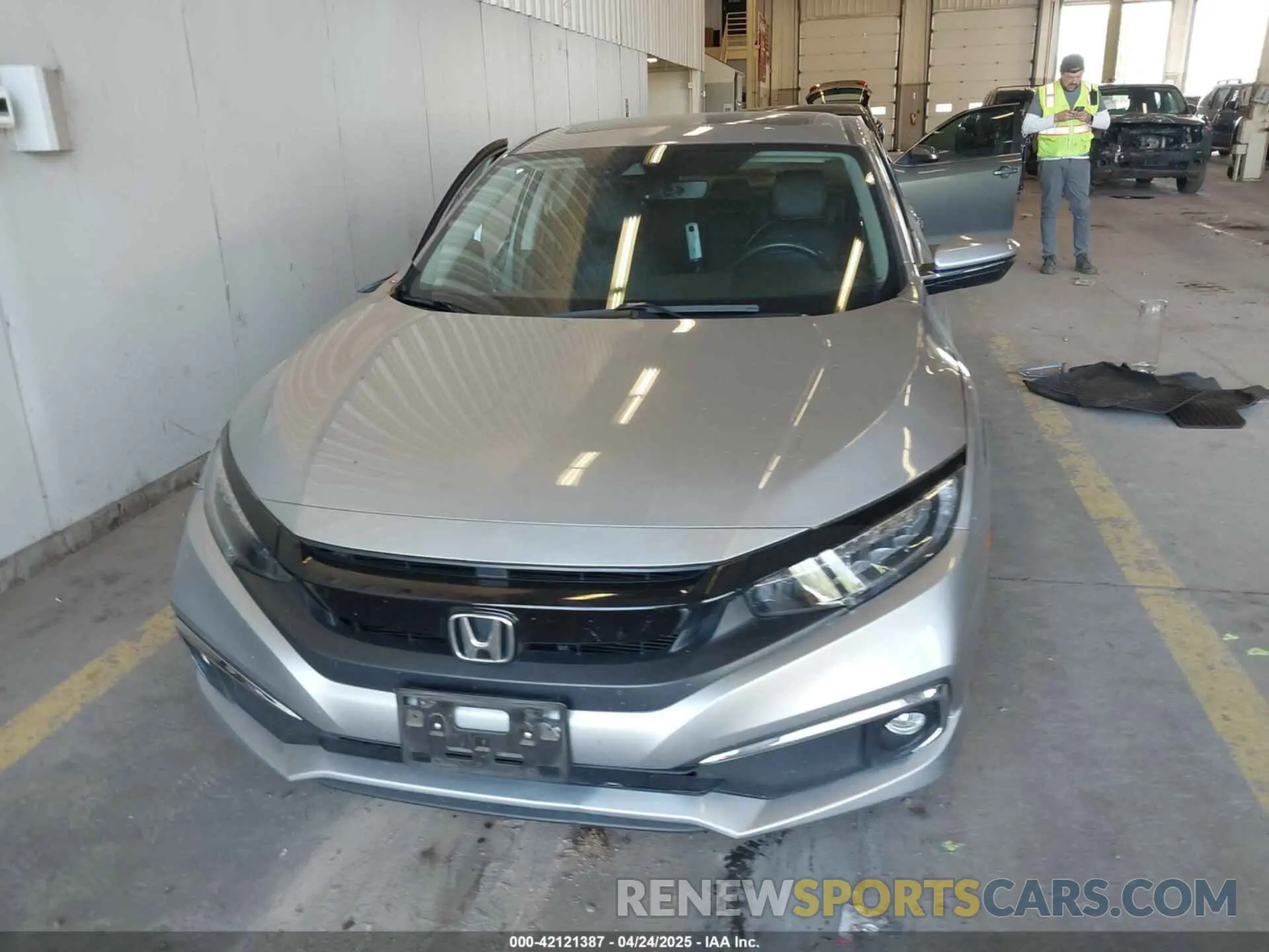 13 Photograph of a damaged car 19XFC1F97ME202456 HONDA CIVIC 2021