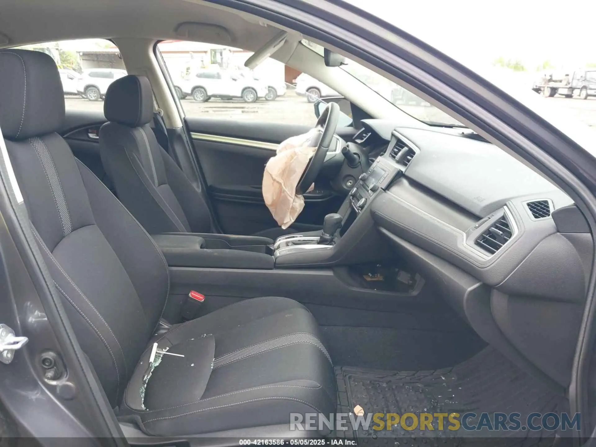 5 Photograph of a damaged car 19XFC2F64ME001657 HONDA CIVIC 2021