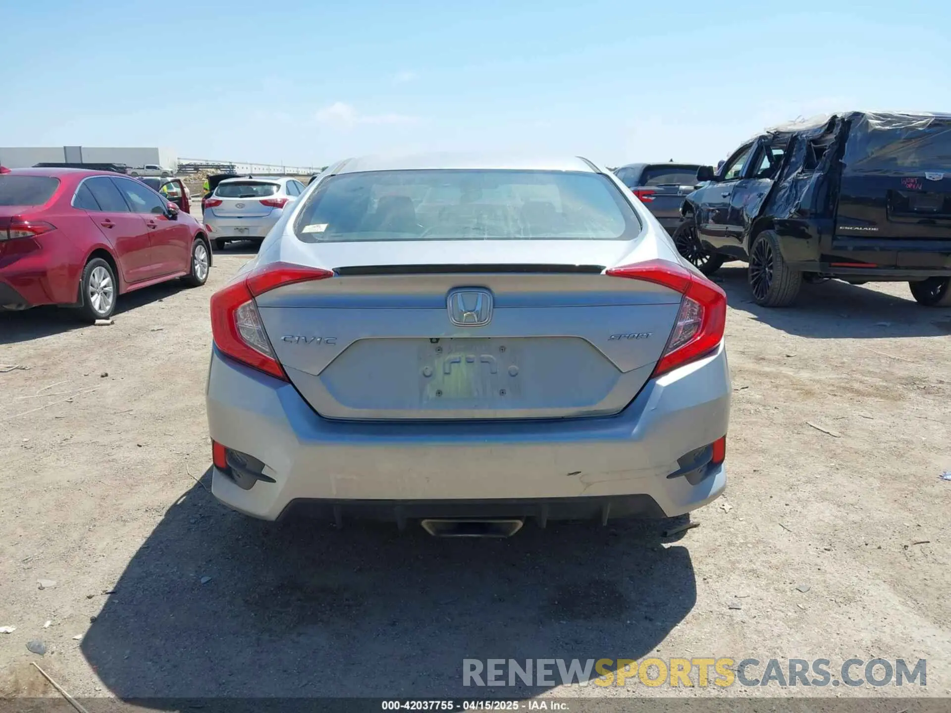 17 Photograph of a damaged car 19XFC2F86ME003153 HONDA CIVIC 2021