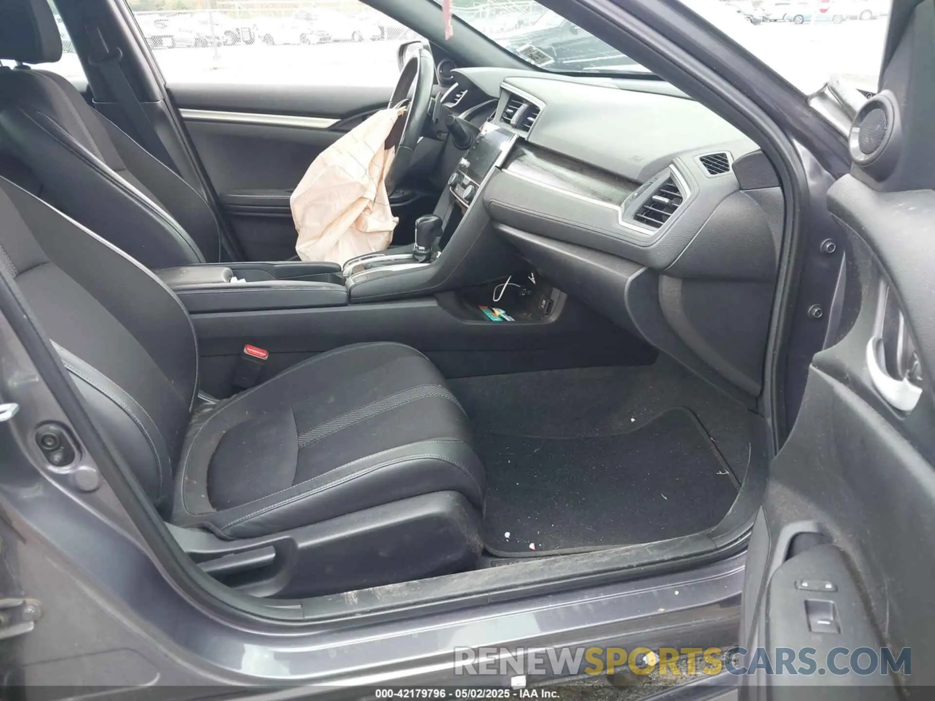 5 Photograph of a damaged car 19XFC2F87ME200977 HONDA CIVIC 2021