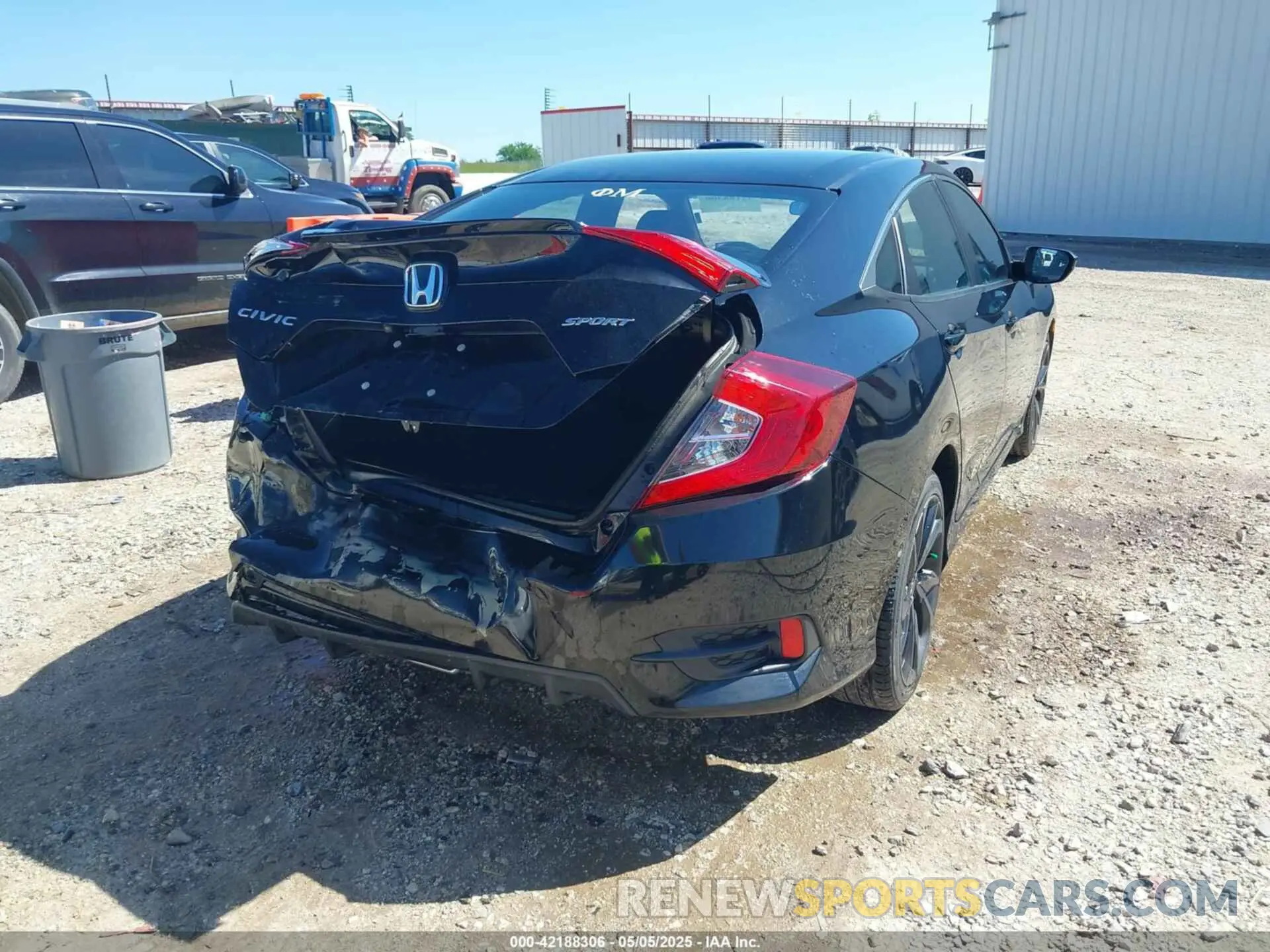 4 Photograph of a damaged car 19XFC2F8XME001986 HONDA CIVIC 2021