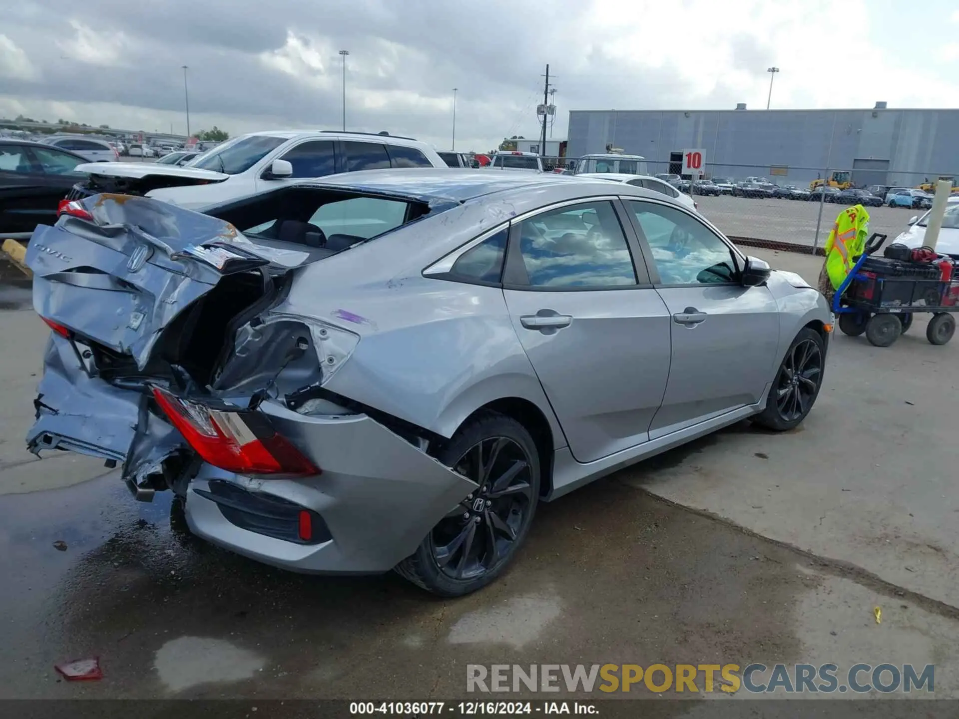 4 Photograph of a damaged car 19XFC2F8XME002281 HONDA CIVIC 2021