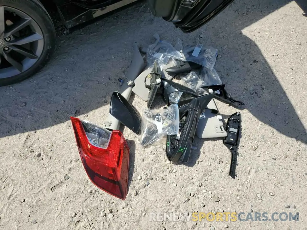 12 Photograph of a damaged car 2HGFC1F30MH701522 HONDA CIVIC 2021