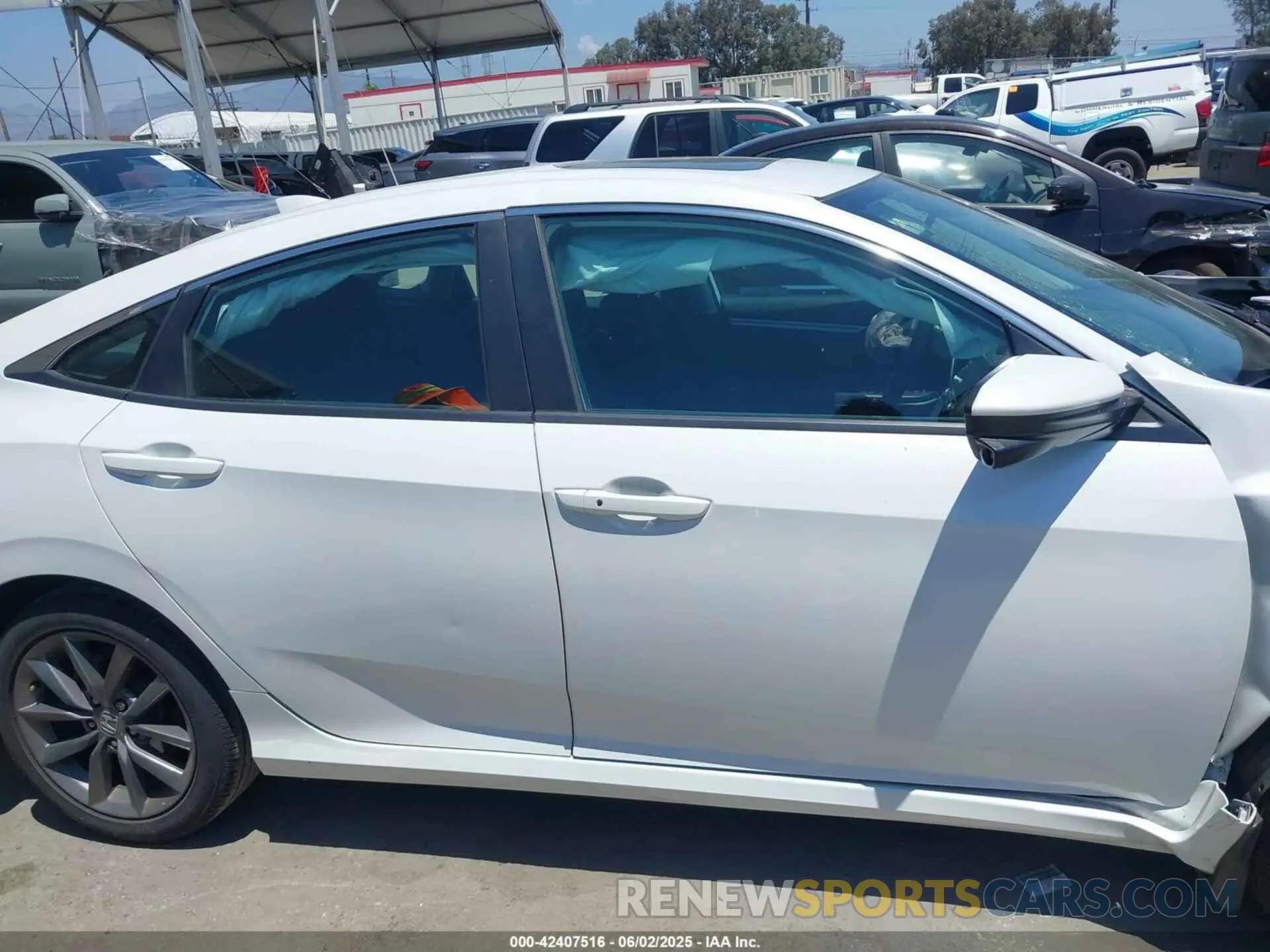 13 Photograph of a damaged car 2HGFC1F31MH700699 HONDA CIVIC 2021