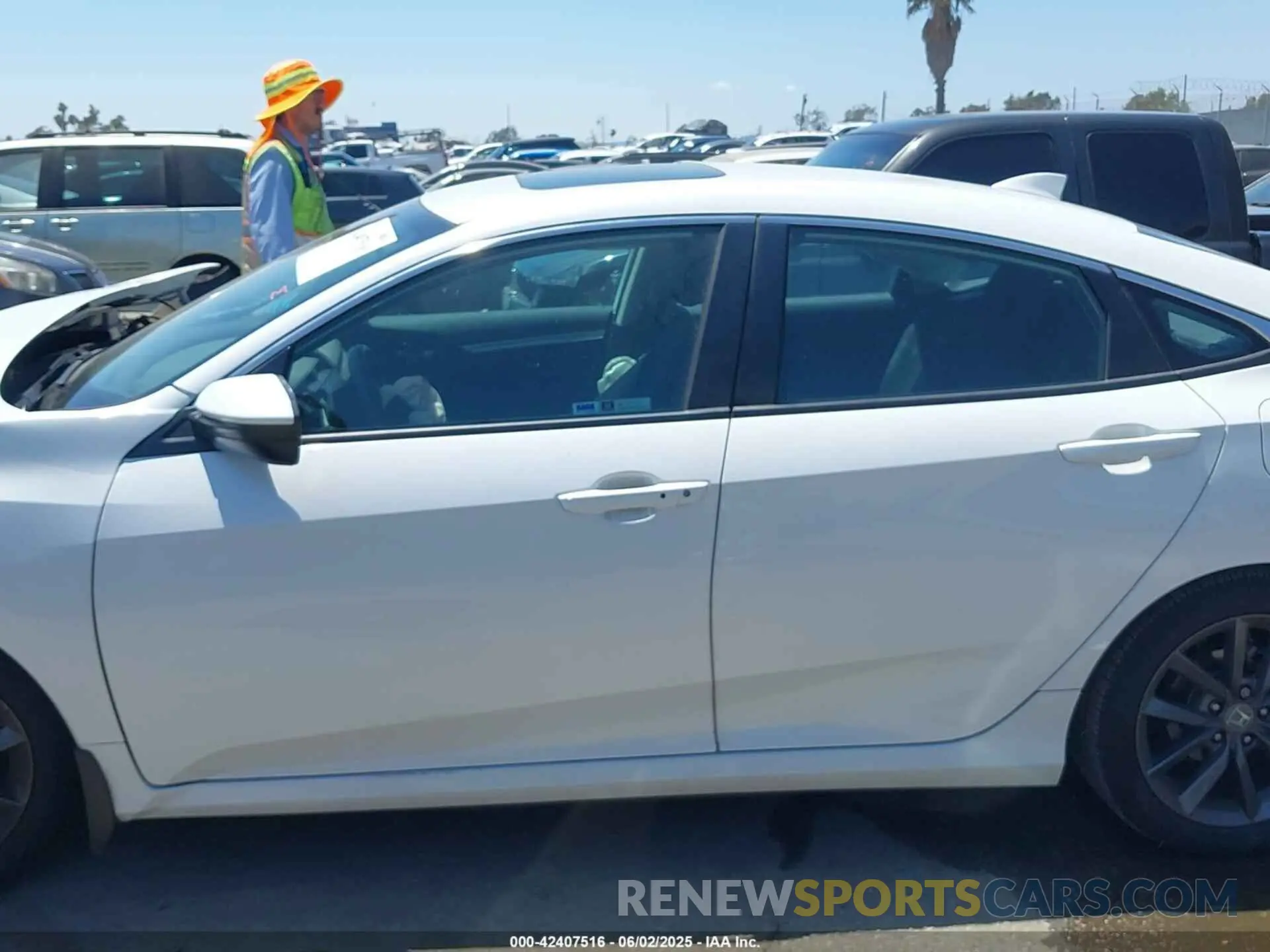 14 Photograph of a damaged car 2HGFC1F31MH700699 HONDA CIVIC 2021