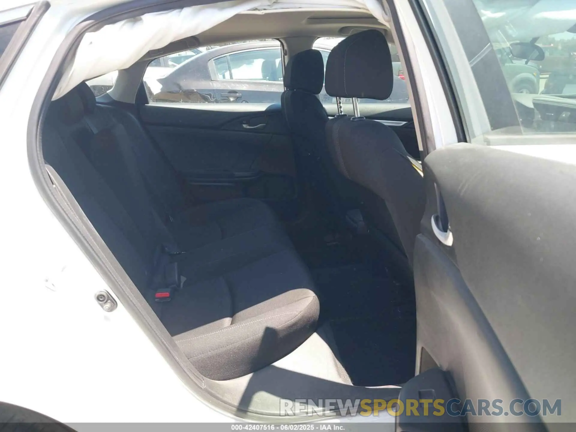 8 Photograph of a damaged car 2HGFC1F31MH700699 HONDA CIVIC 2021