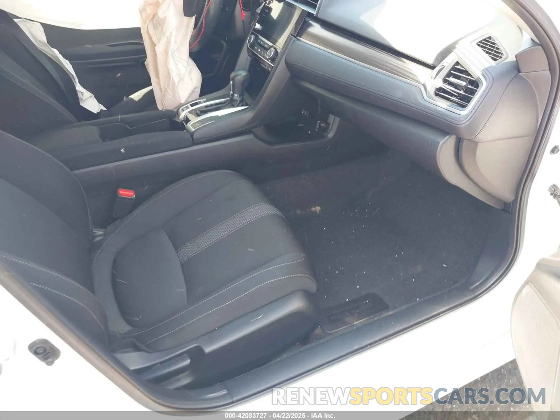 5 Photograph of a damaged car 2HGFC1F31MH703764 HONDA CIVIC 2021