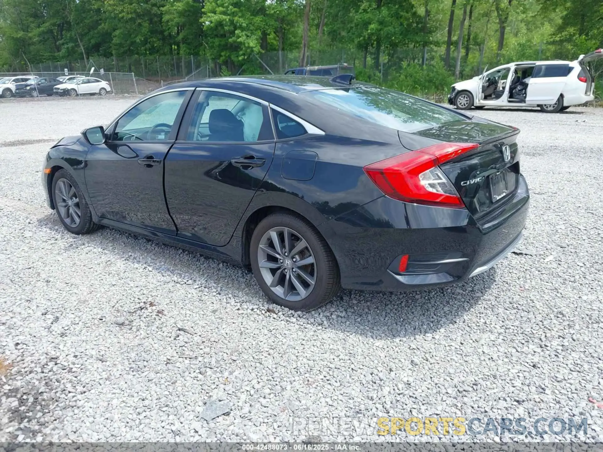 3 Photograph of a damaged car 2HGFC1F33MH704284 HONDA CIVIC 2021