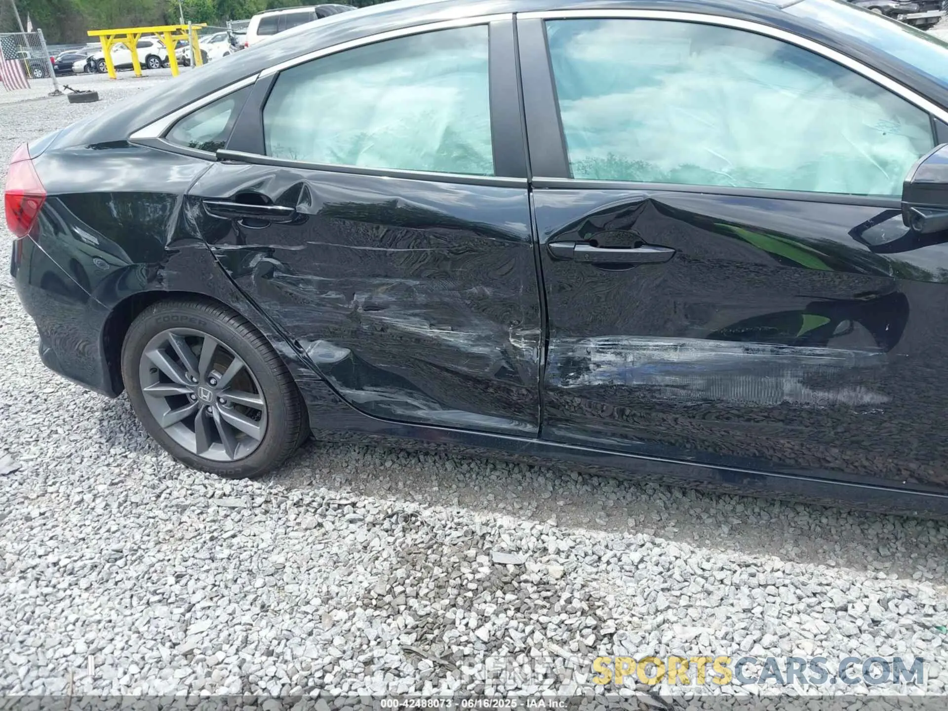 6 Photograph of a damaged car 2HGFC1F33MH704284 HONDA CIVIC 2021