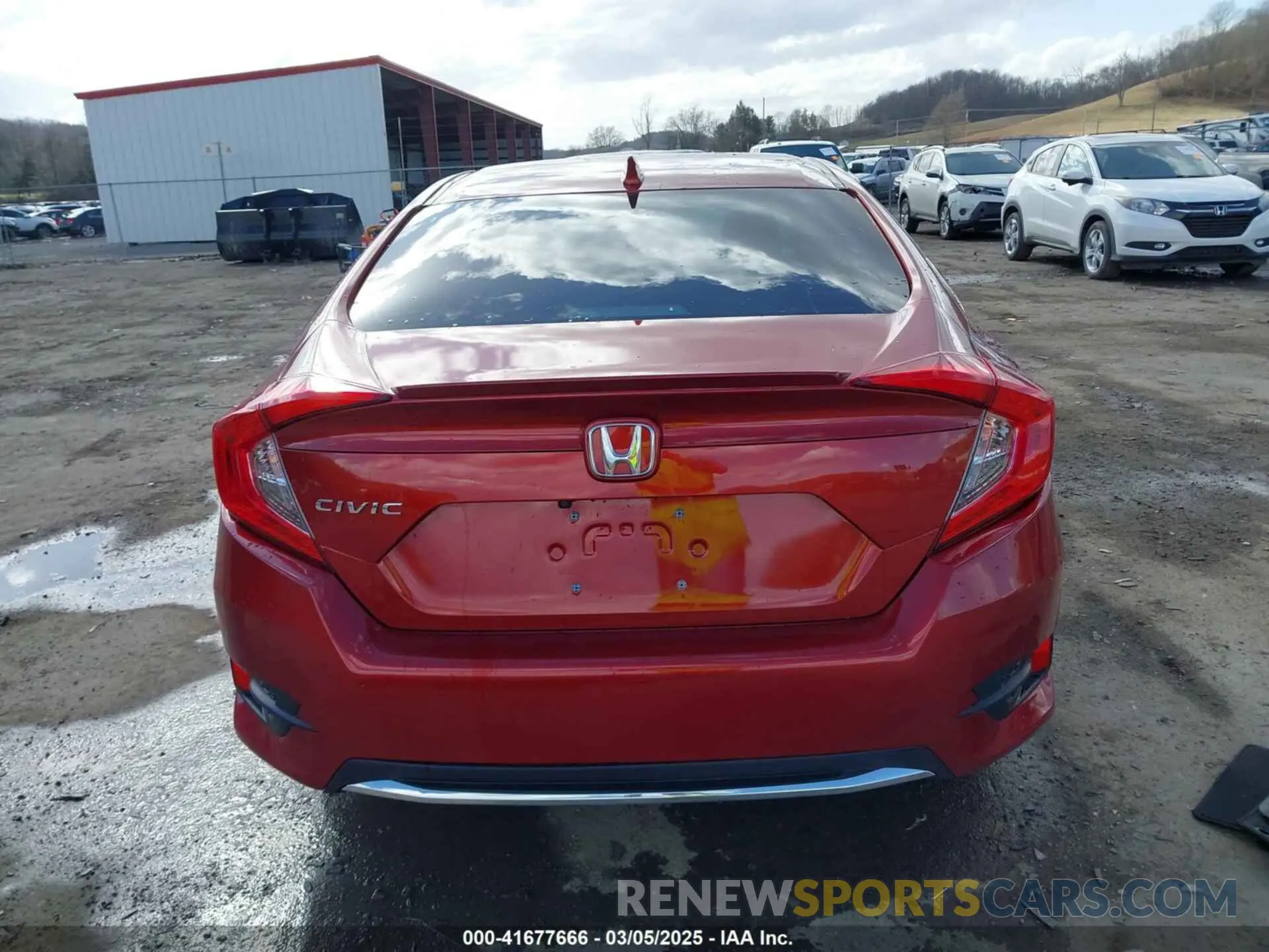 17 Photograph of a damaged car 2HGFC1F36MH703954 HONDA CIVIC 2021