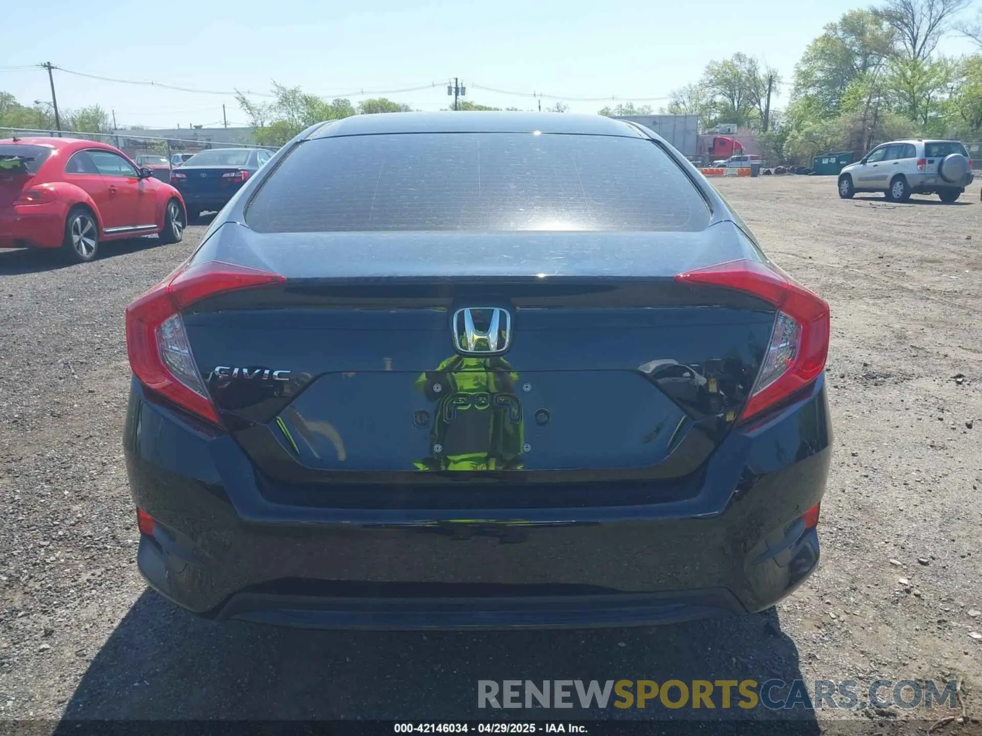 16 Photograph of a damaged car 2HGFC2F60MH518797 HONDA CIVIC 2021