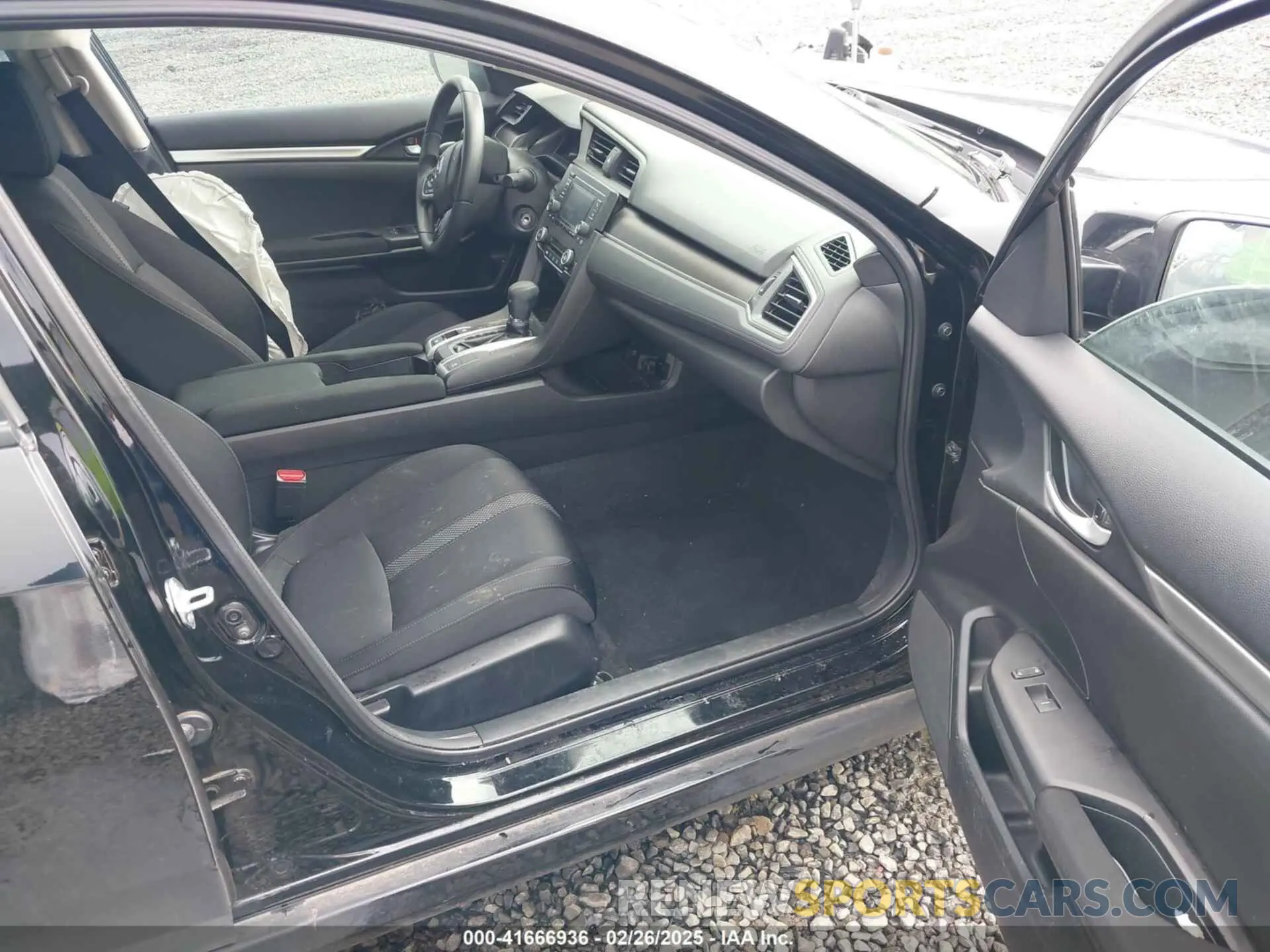 5 Photograph of a damaged car 2HGFC2F60MH543179 HONDA CIVIC 2021