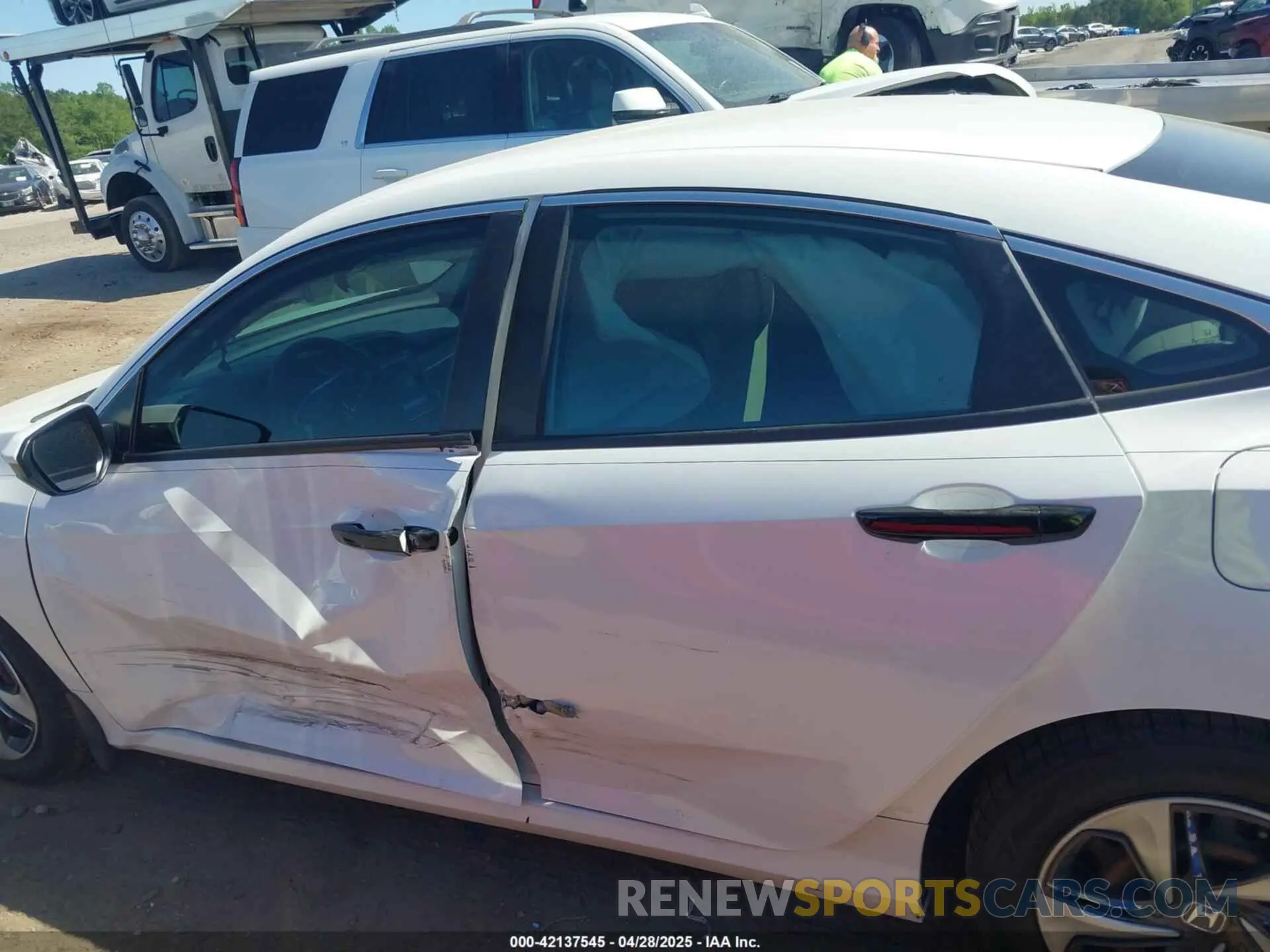 15 Photograph of a damaged car 2HGFC2F61MH505475 HONDA CIVIC 2021