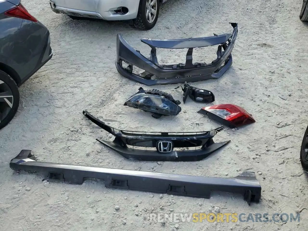 12 Photograph of a damaged car 2HGFC2F61MH525869 HONDA CIVIC 2021