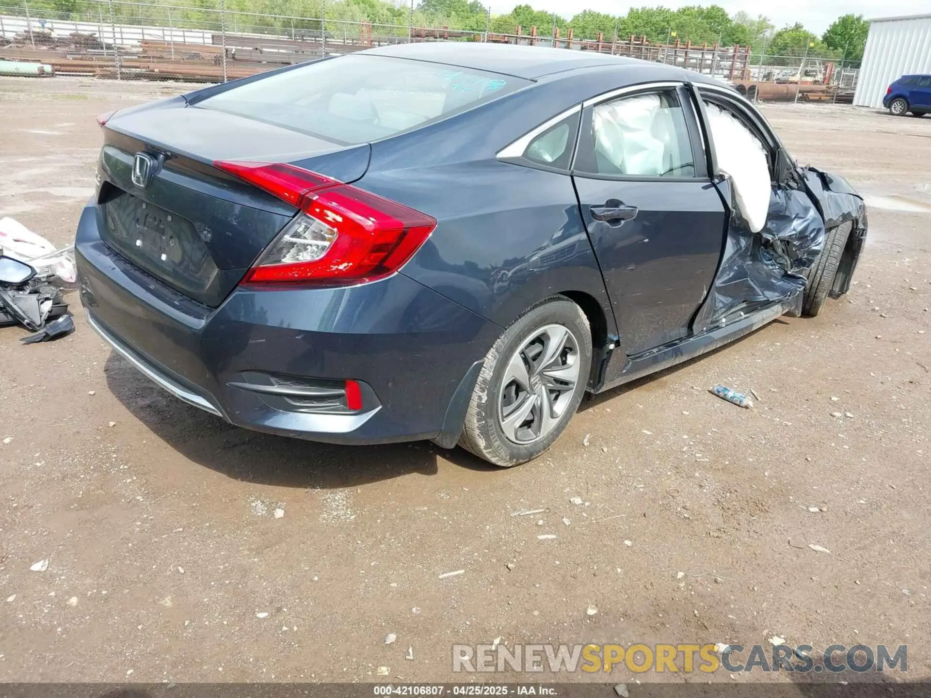 4 Photograph of a damaged car 2HGFC2F61MH532479 HONDA CIVIC 2021