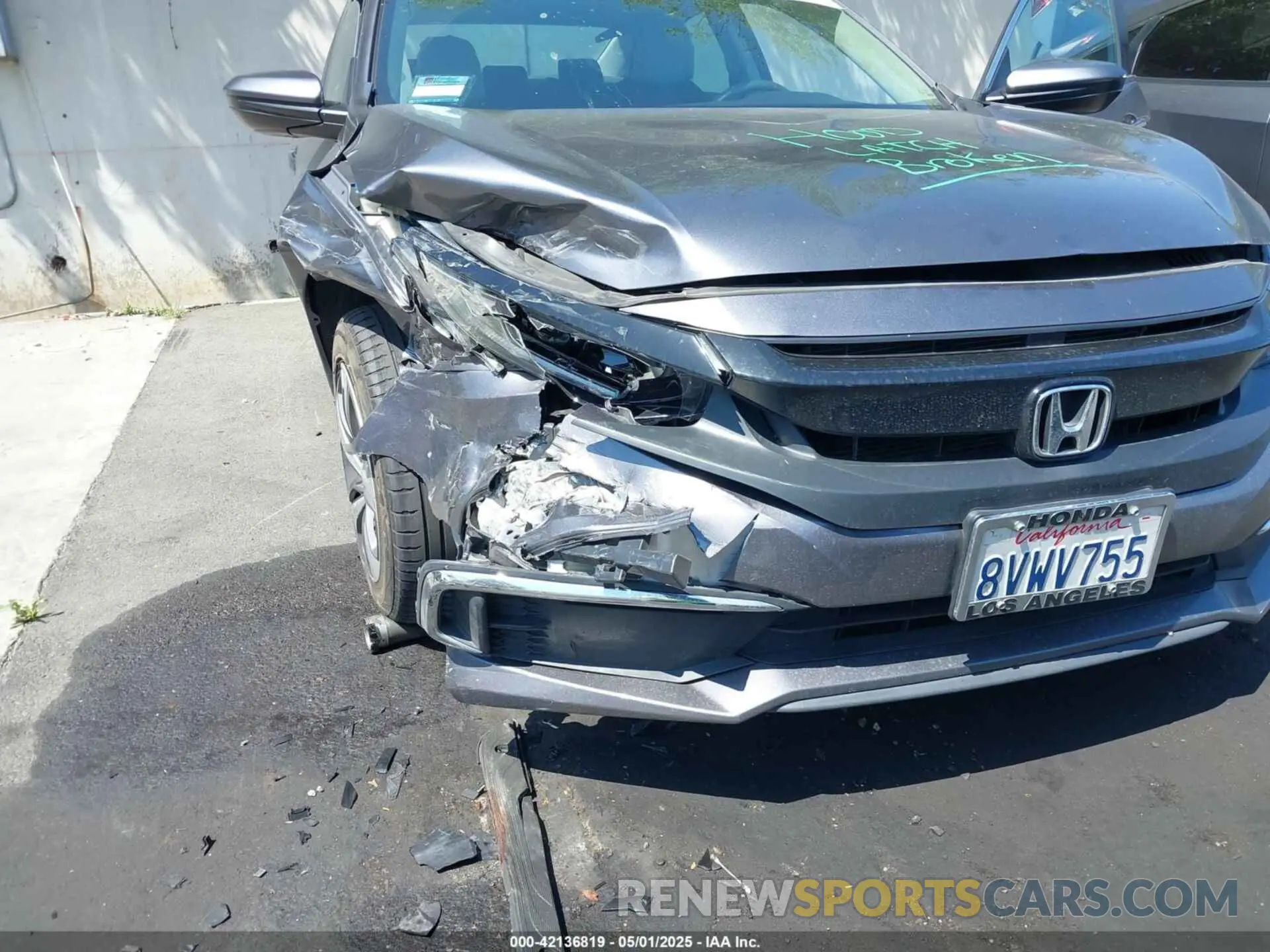 18 Photograph of a damaged car 2HGFC2F61MH546964 HONDA CIVIC 2021