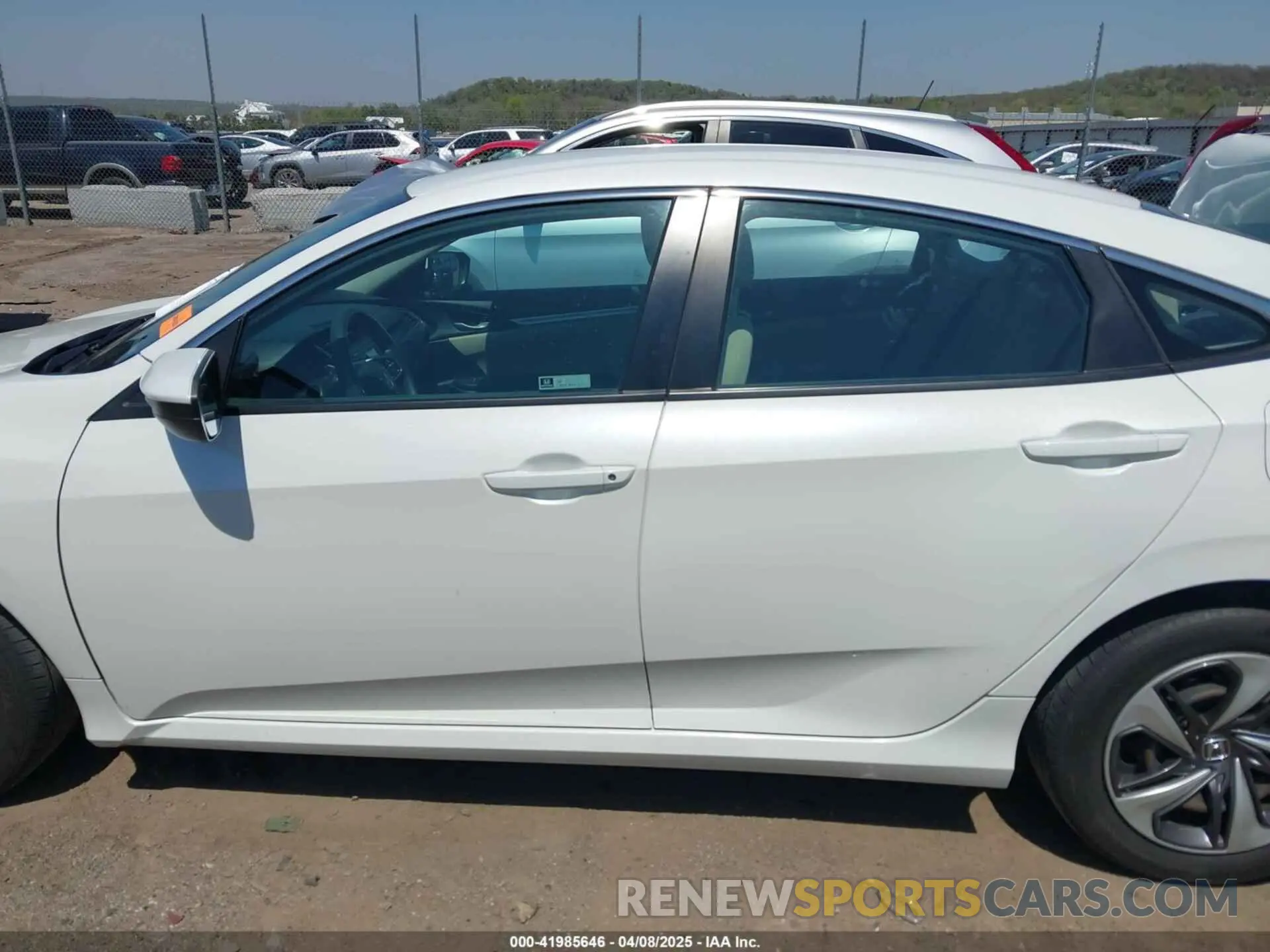 14 Photograph of a damaged car 2HGFC2F61MH556913 HONDA CIVIC 2021