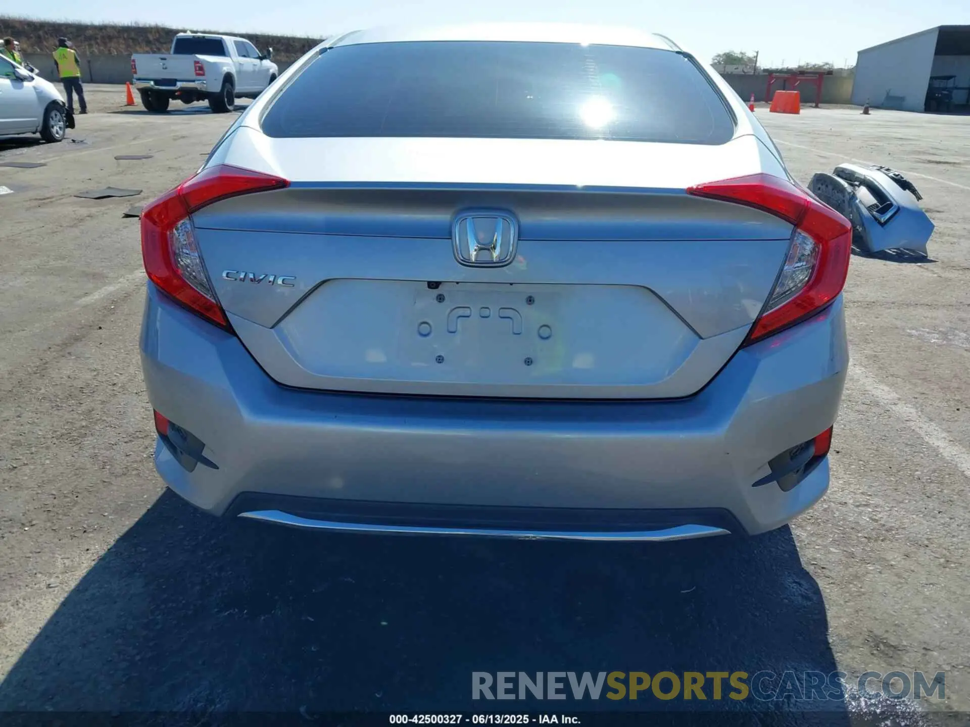 17 Photograph of a damaged car 2HGFC2F62MH529171 HONDA CIVIC 2021