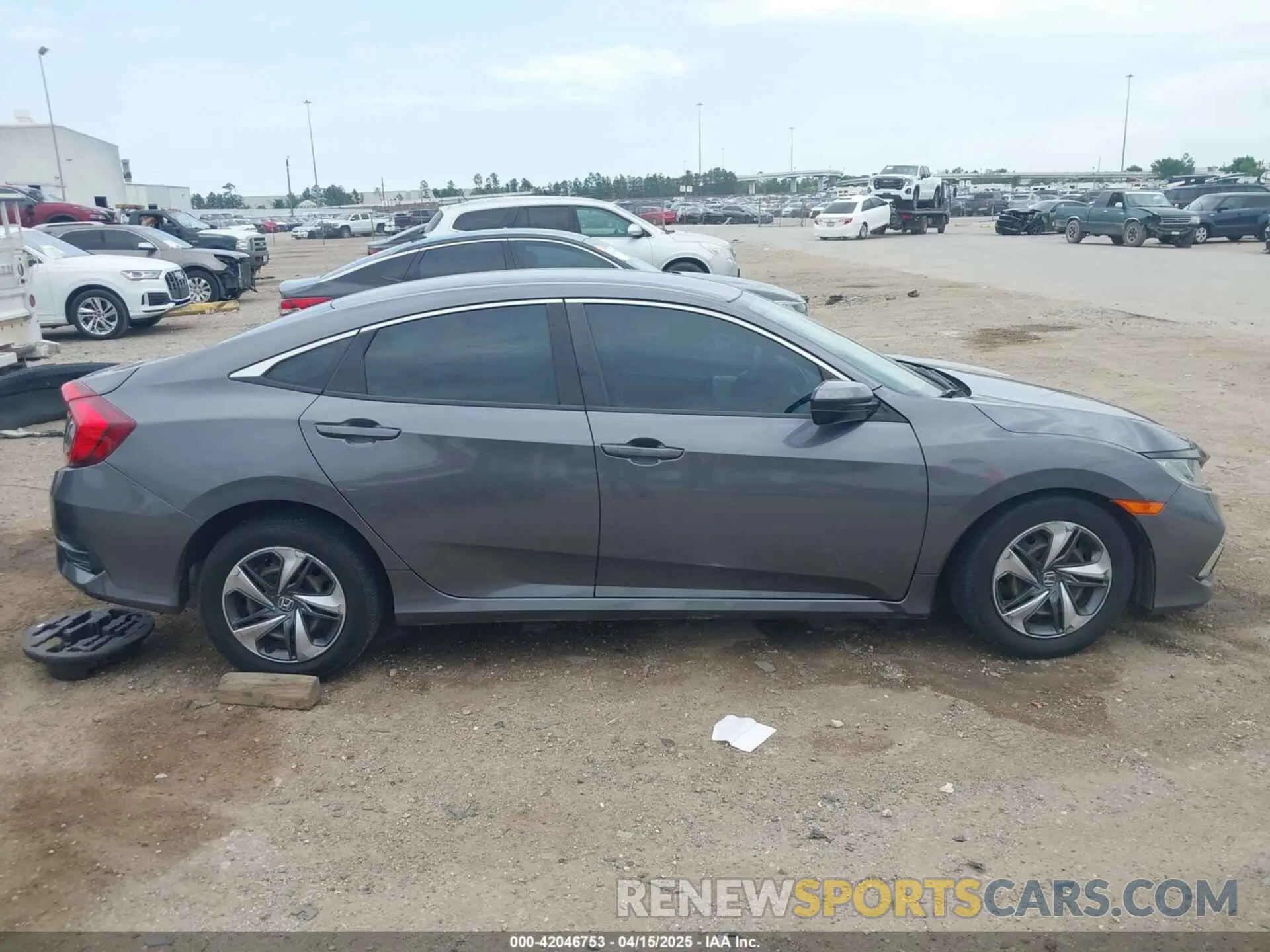 13 Photograph of a damaged car 2HGFC2F62MH556466 HONDA CIVIC 2021