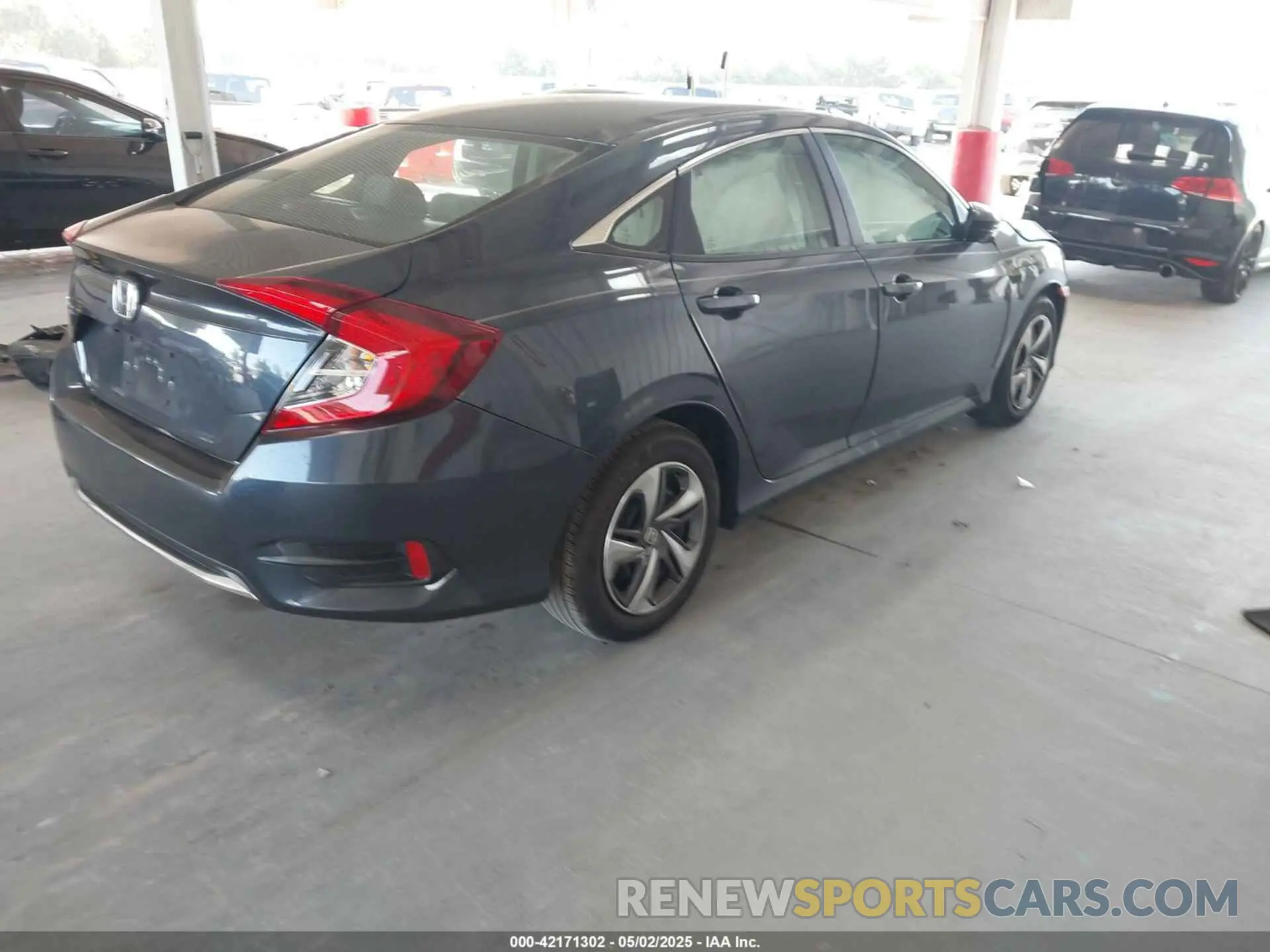 4 Photograph of a damaged car 2HGFC2F64MH522237 HONDA CIVIC 2021