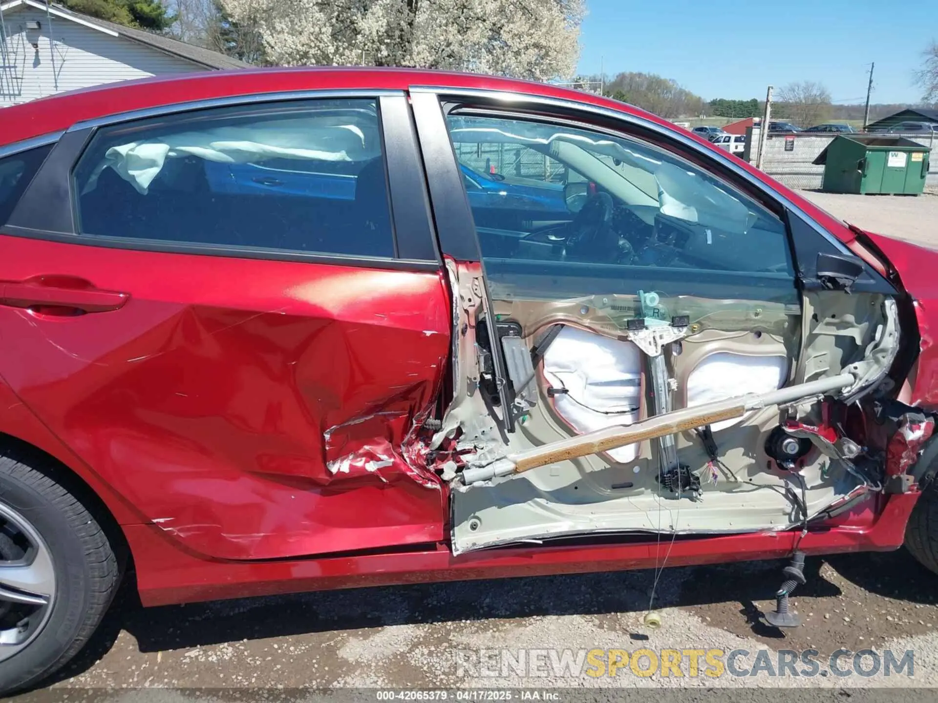 19 Photograph of a damaged car 2HGFC2F67MH511569 HONDA CIVIC 2021