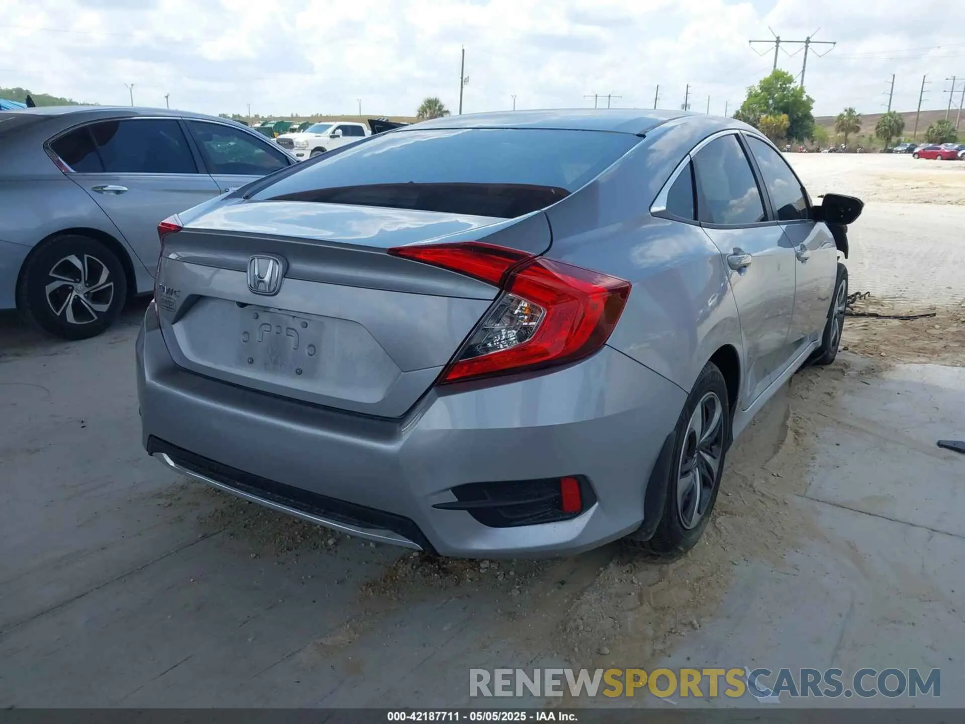 4 Photograph of a damaged car 2HGFC2F67MH552171 HONDA CIVIC 2021