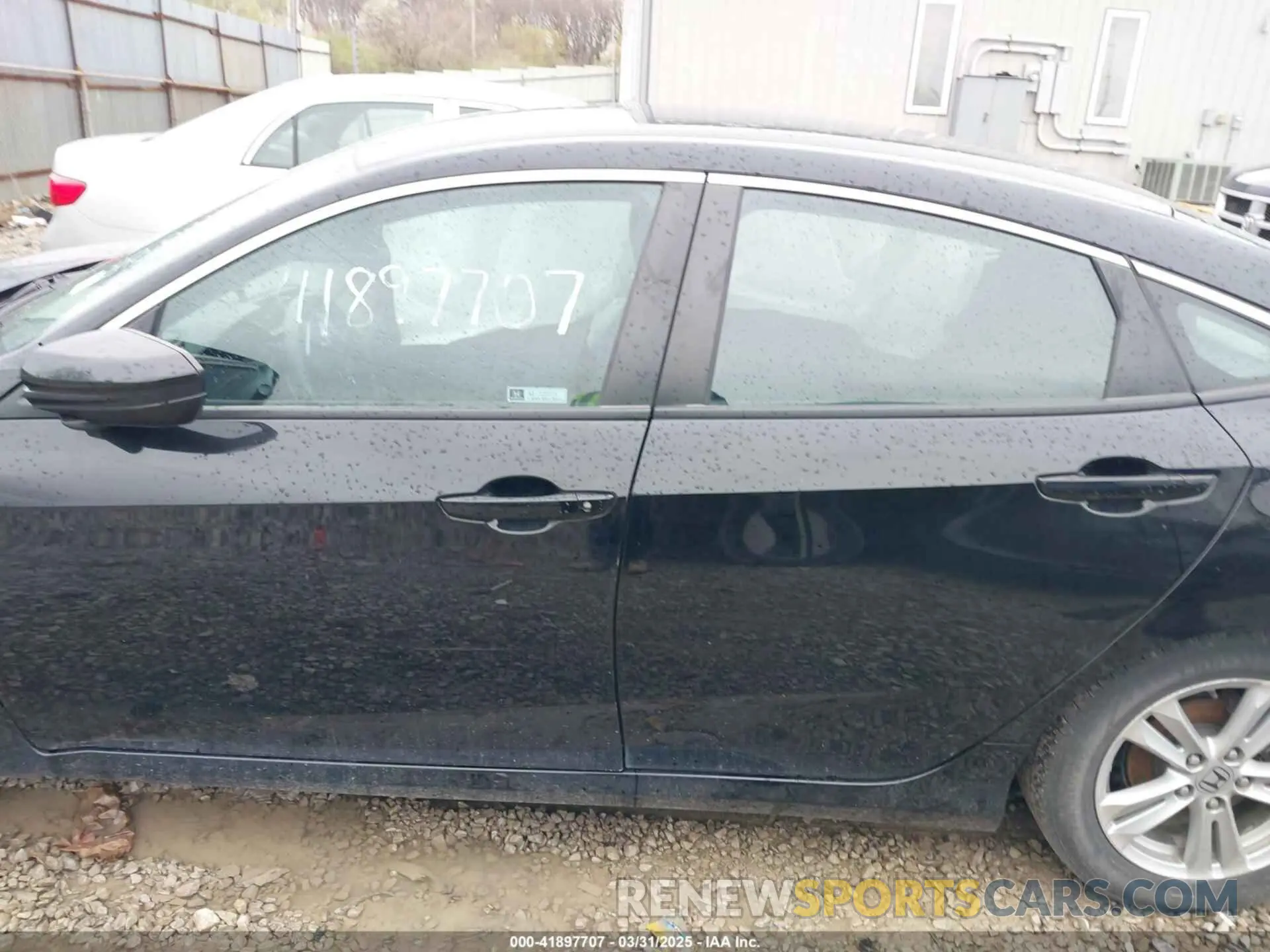 14 Photograph of a damaged car 2HGFC2F68MH522905 HONDA CIVIC 2021