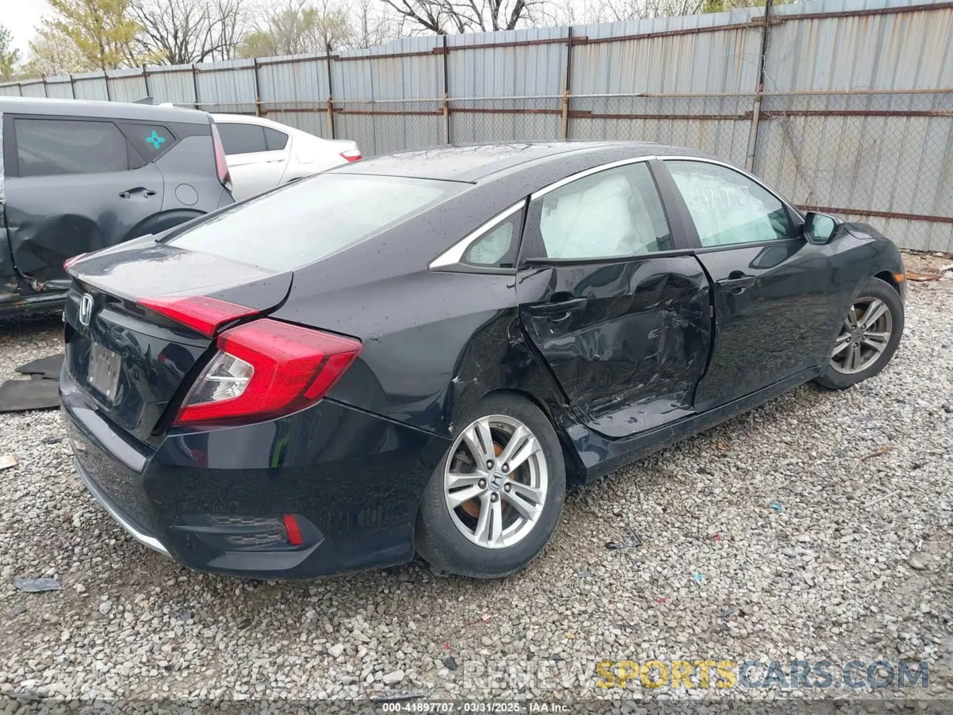 4 Photograph of a damaged car 2HGFC2F68MH522905 HONDA CIVIC 2021