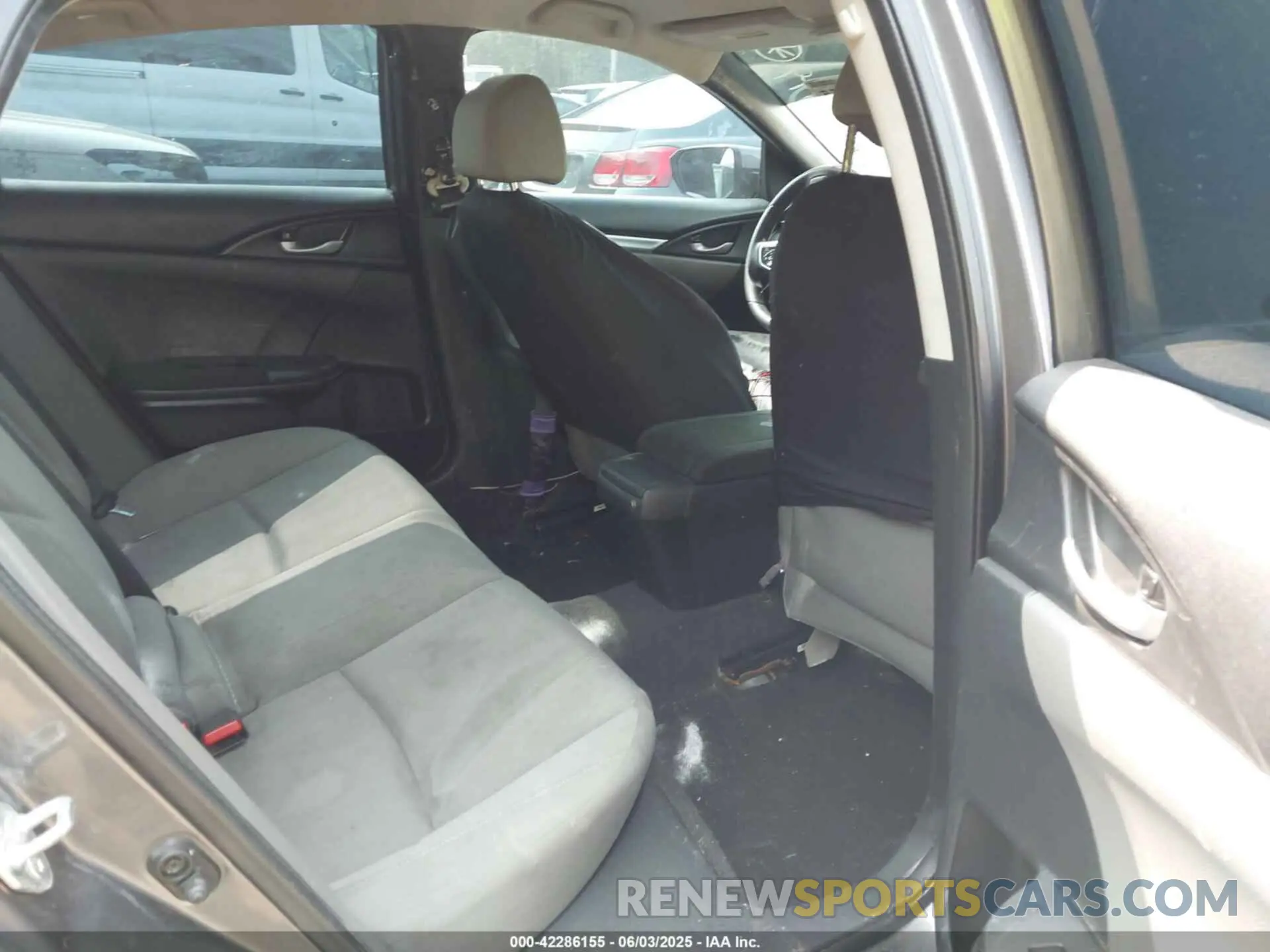 8 Photograph of a damaged car 2HGFC2F68MH538649 HONDA CIVIC 2021