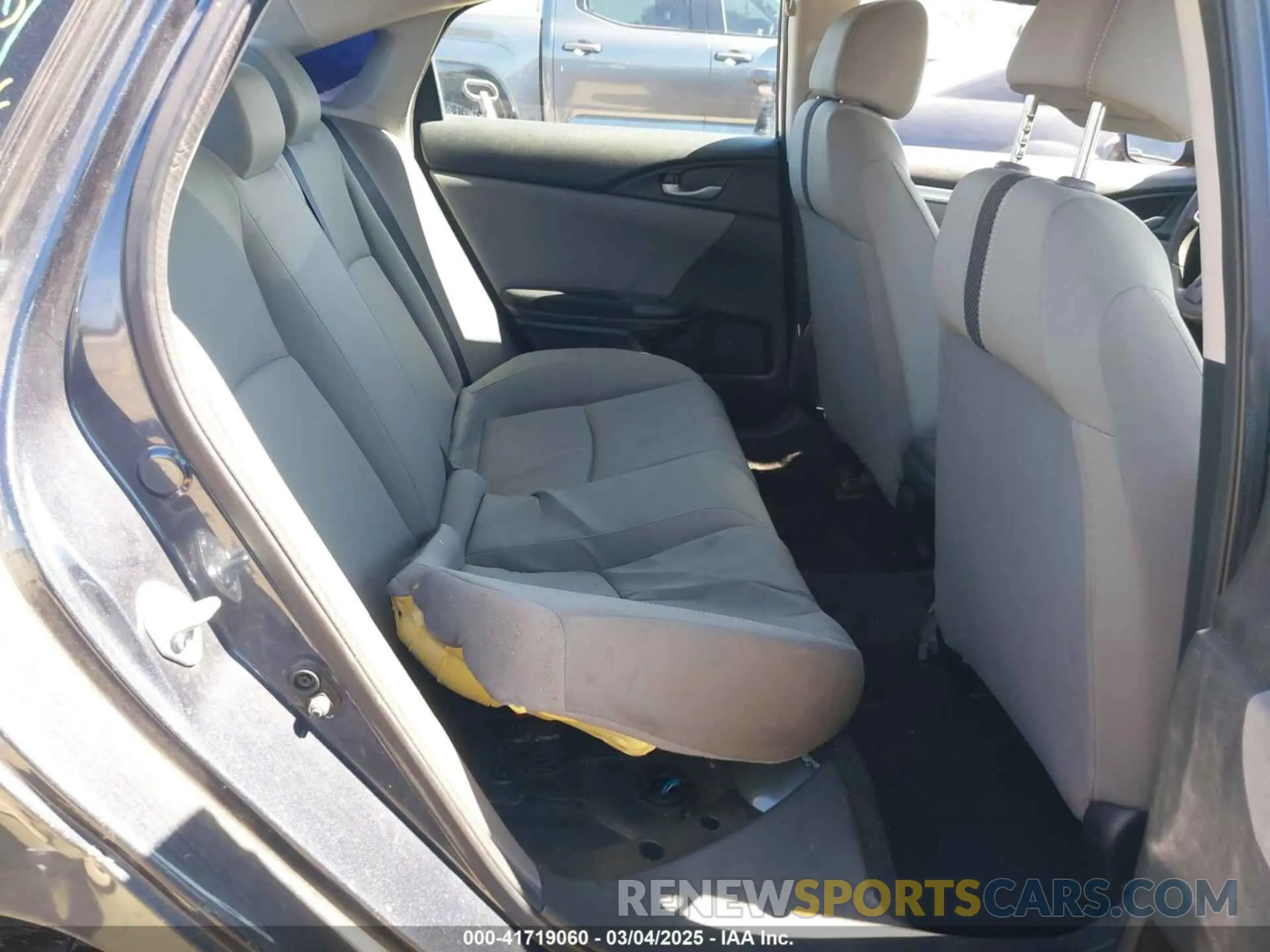8 Photograph of a damaged car 2HGFC2F68MH547304 HONDA CIVIC 2021