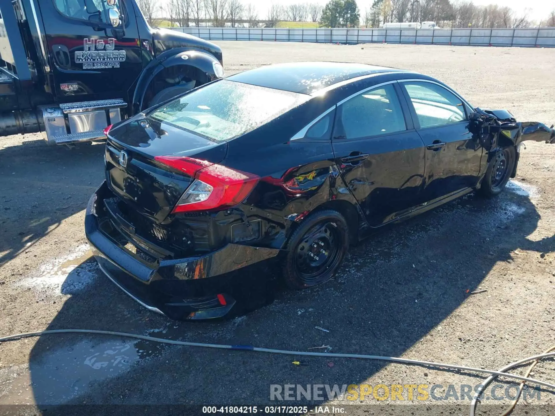 4 Photograph of a damaged car 2HGFC2F69MH504557 HONDA CIVIC 2021