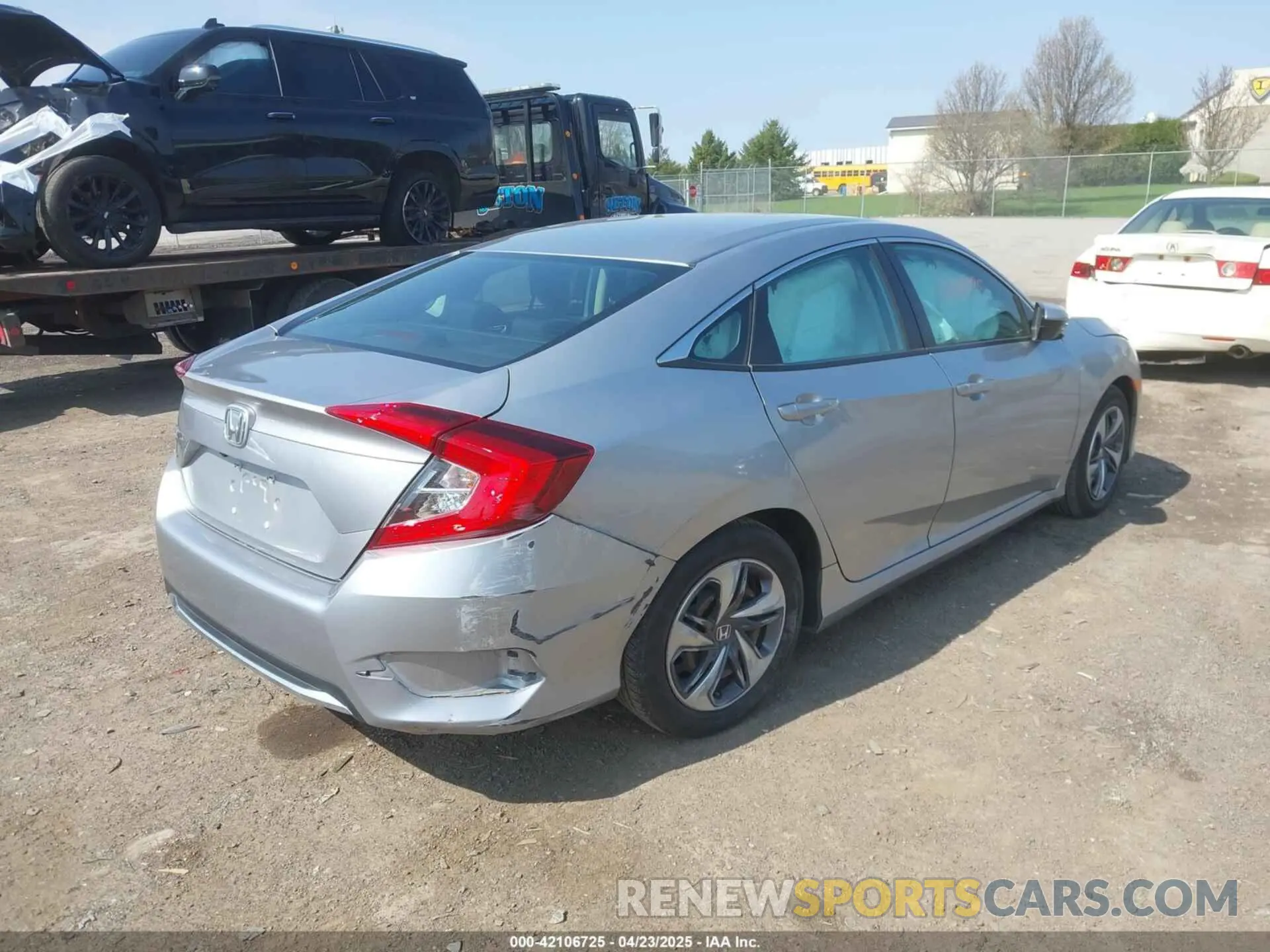 4 Photograph of a damaged car 2HGFC2F69MH539227 HONDA CIVIC 2021
