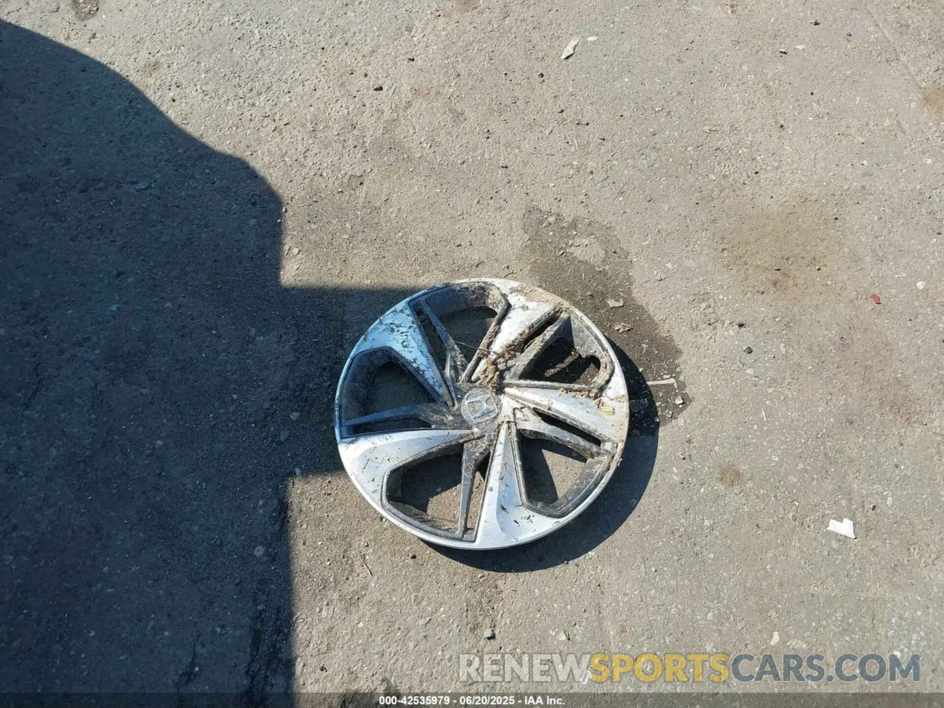 12 Photograph of a damaged car 2HGFC2F6XMH527202 HONDA CIVIC 2021