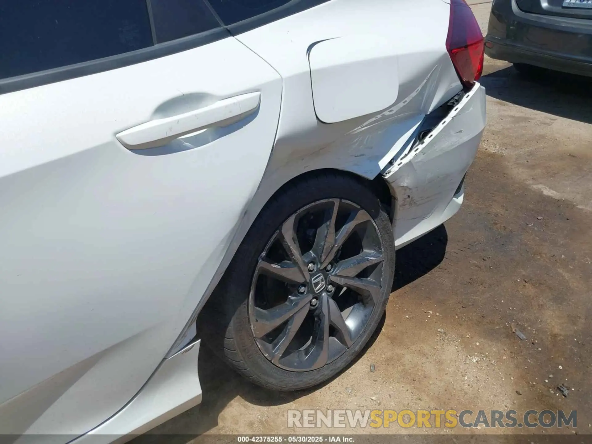 6 Photograph of a damaged car 2HGFC2F80MH514282 HONDA CIVIC 2021