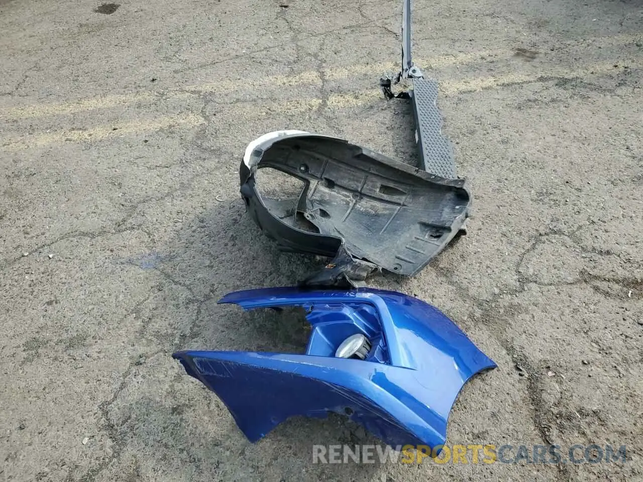 12 Photograph of a damaged car 2HGFC2F80MH517814 HONDA CIVIC 2021