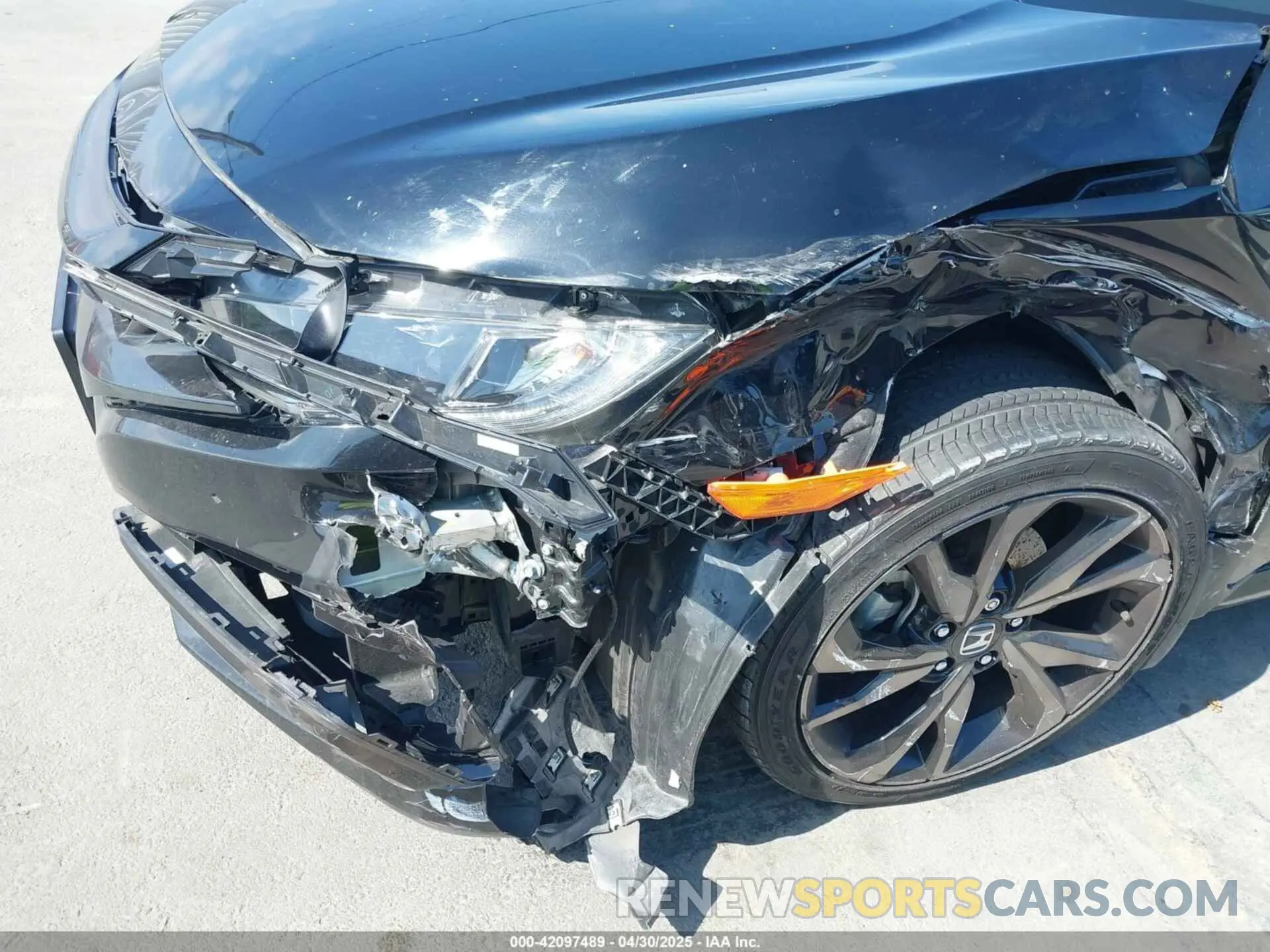 6 Photograph of a damaged car 2HGFC2F80MH529493 HONDA CIVIC 2021