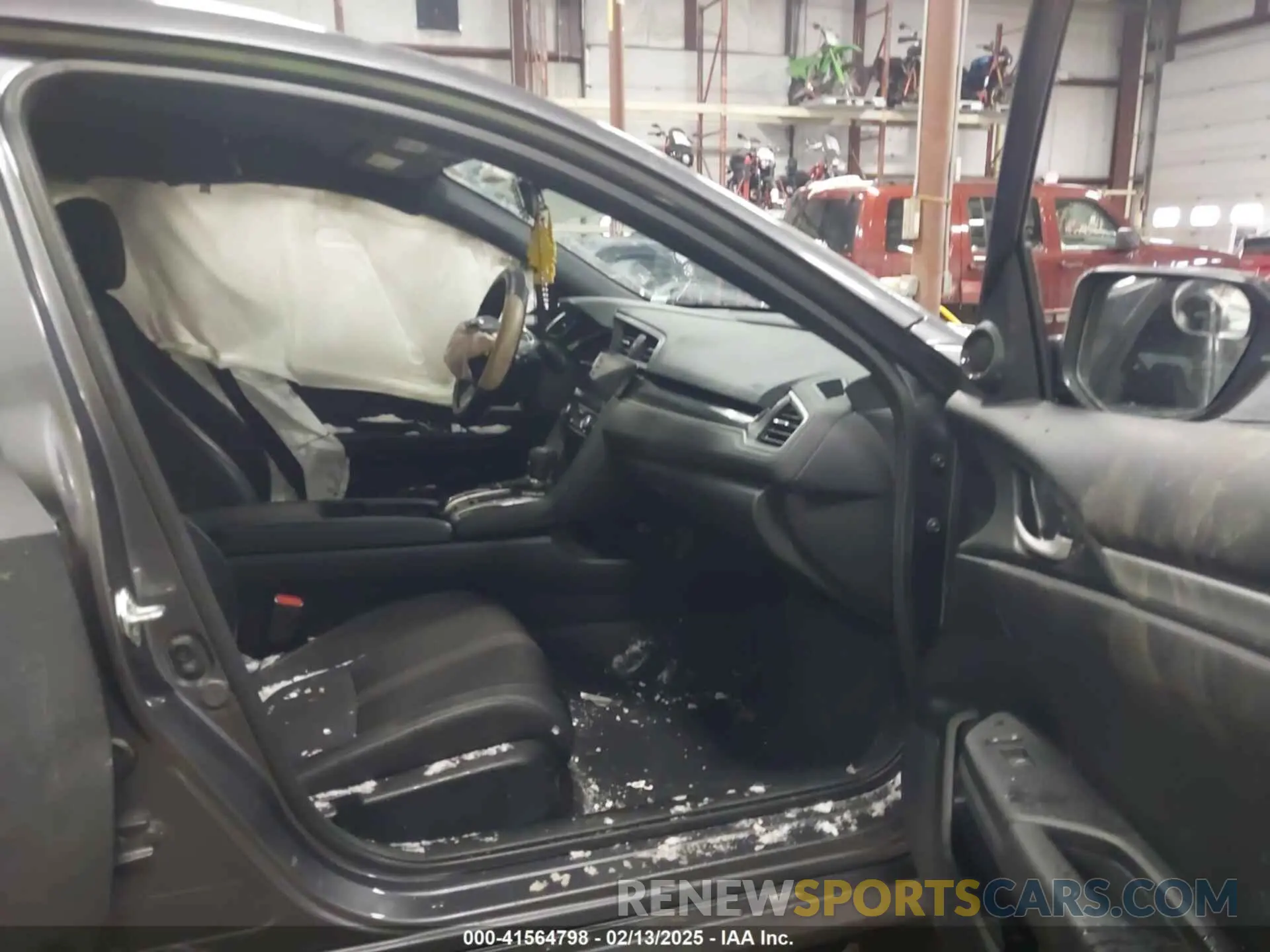 5 Photograph of a damaged car 2HGFC2F80MH535066 HONDA CIVIC 2021