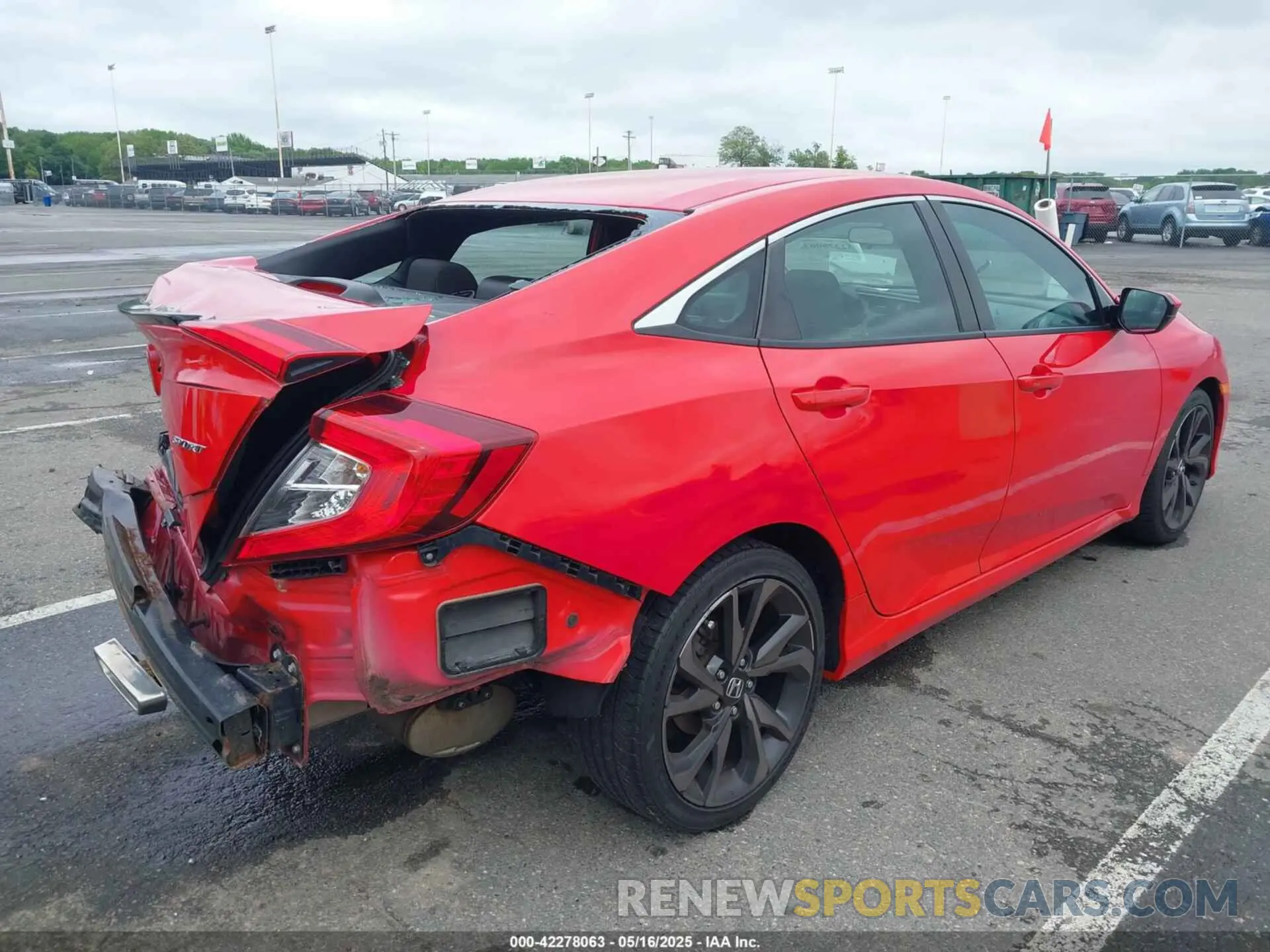 6 Photograph of a damaged car 2HGFC2F81MH520687 HONDA CIVIC 2021