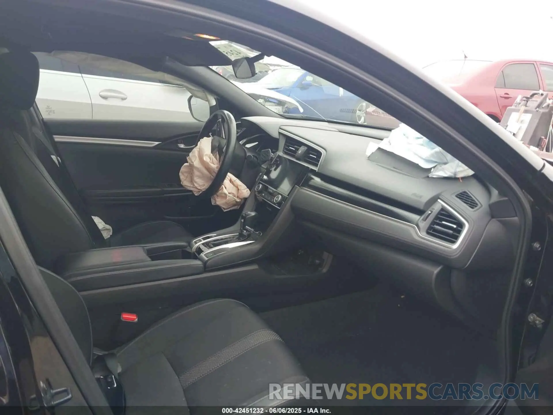 5 Photograph of a damaged car 2HGFC2F81MH545752 HONDA CIVIC 2021